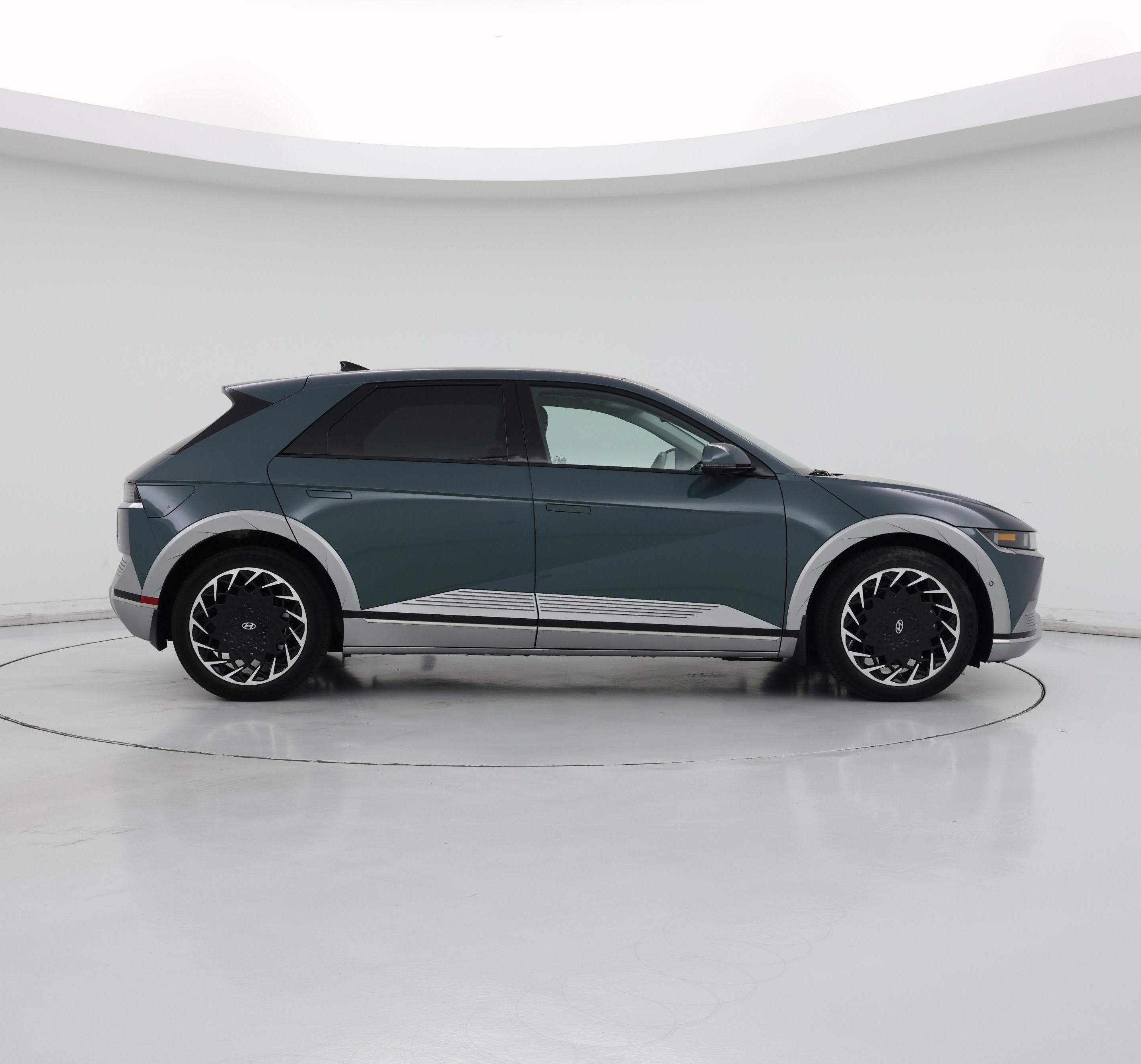 Thumbnail: 2023 Hyundai Ioniq 5 - 7