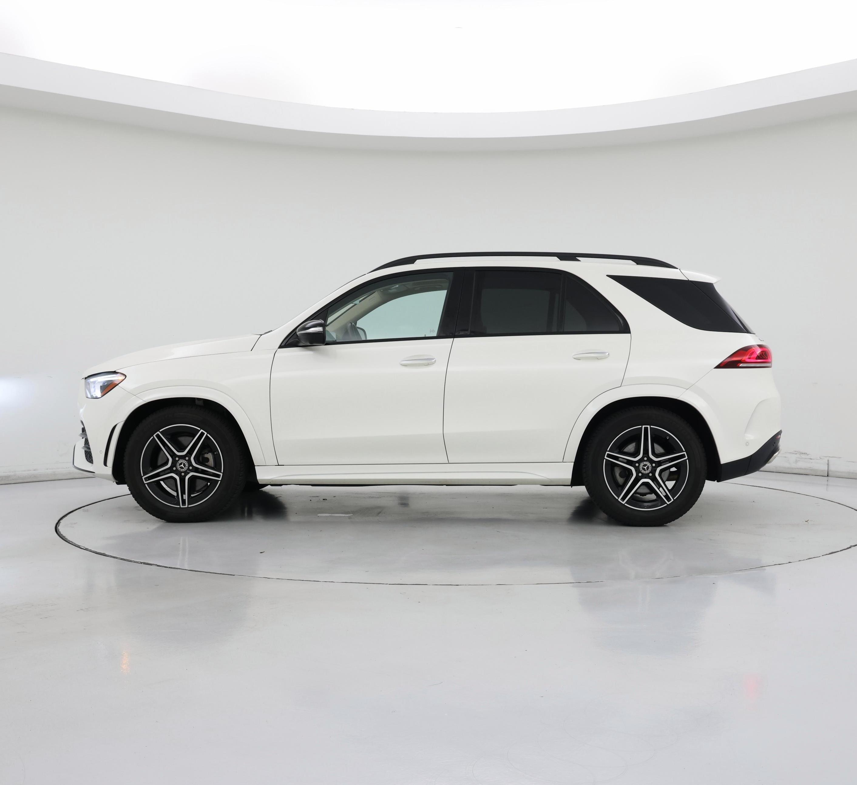 Thumbnail: 2021 Mercedes-Benz GLE - 3