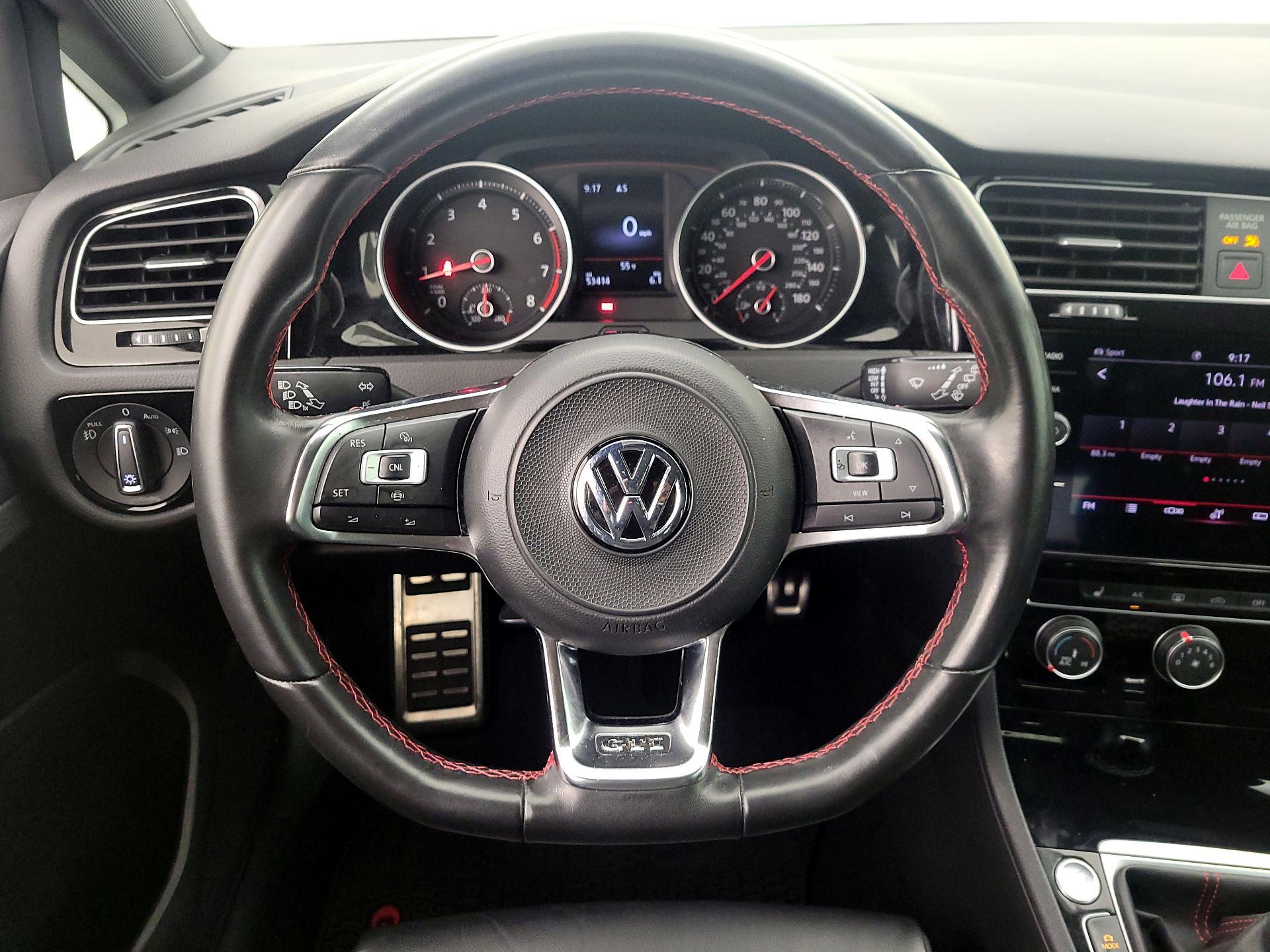 Thumbnail: 2021 Volkswagen Golf - 10