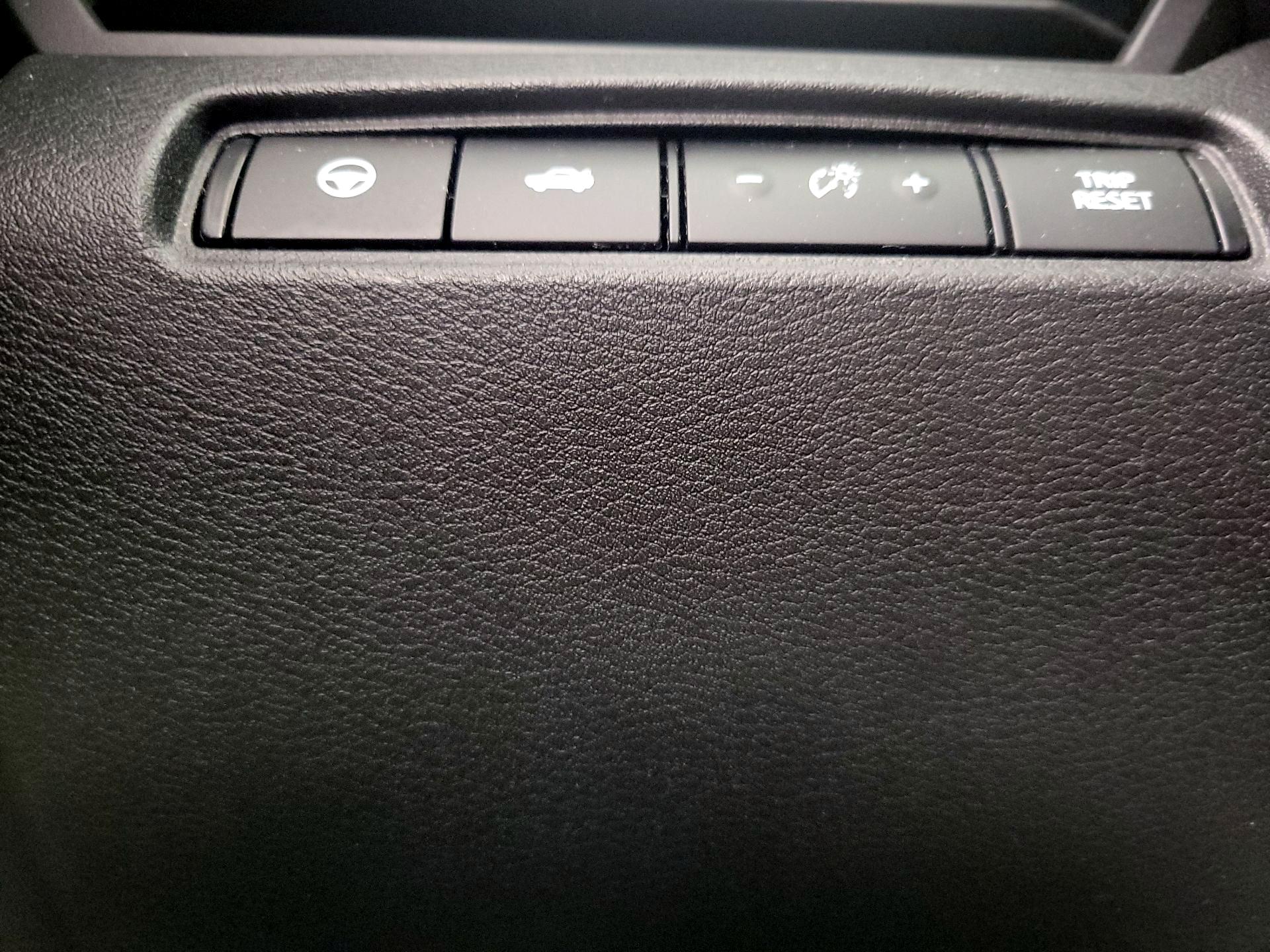 Thumbnail: 2019 Nissan Altima - 13