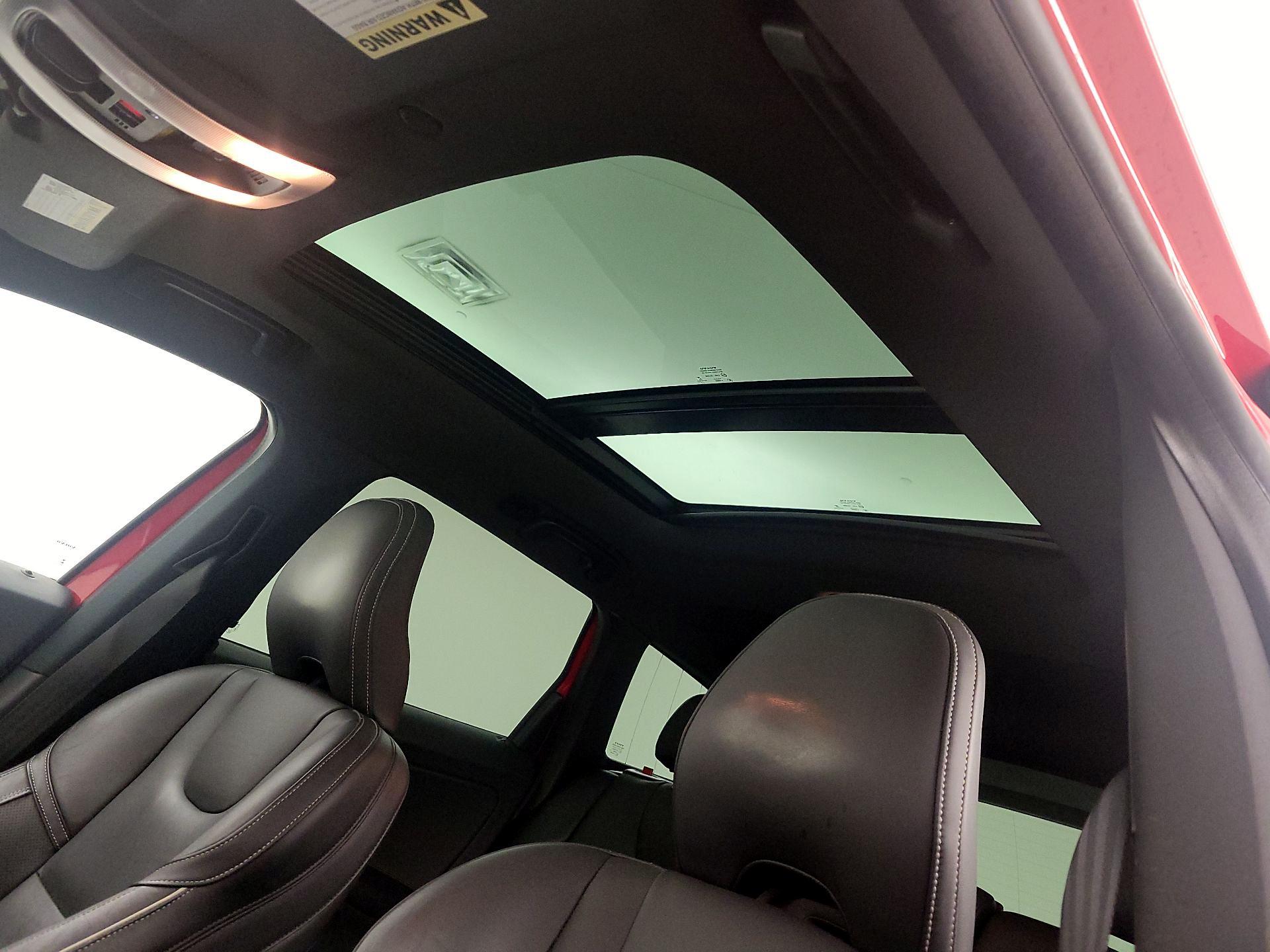 Thumbnail: 2016 Volvo XC60 - 20