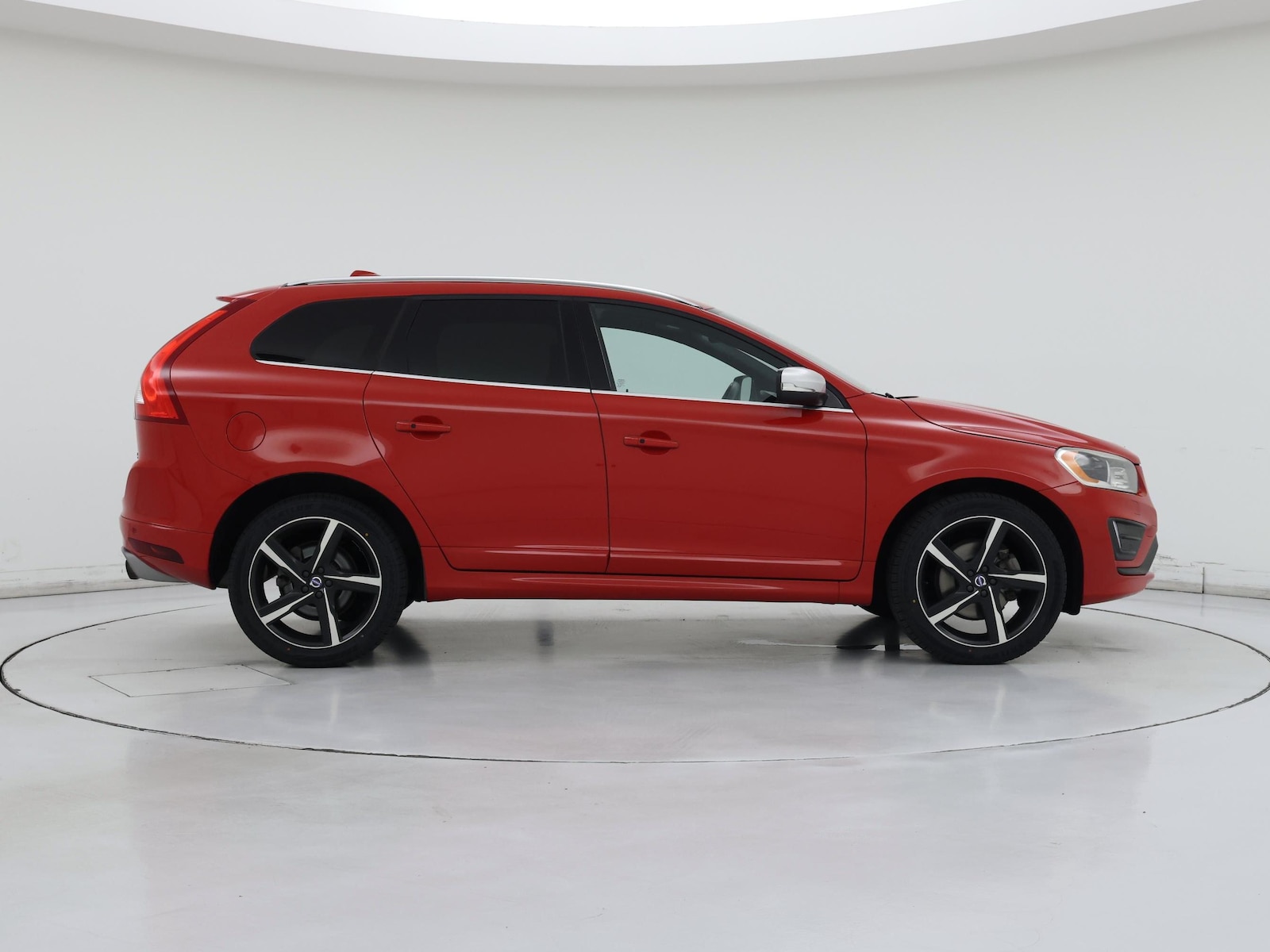 2016 Volvo XC60 T6 R-Design - Photo 8