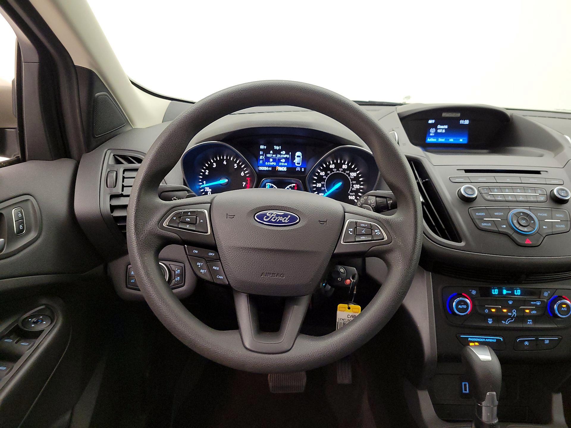 Thumbnail: 2017 Ford Escape - 10