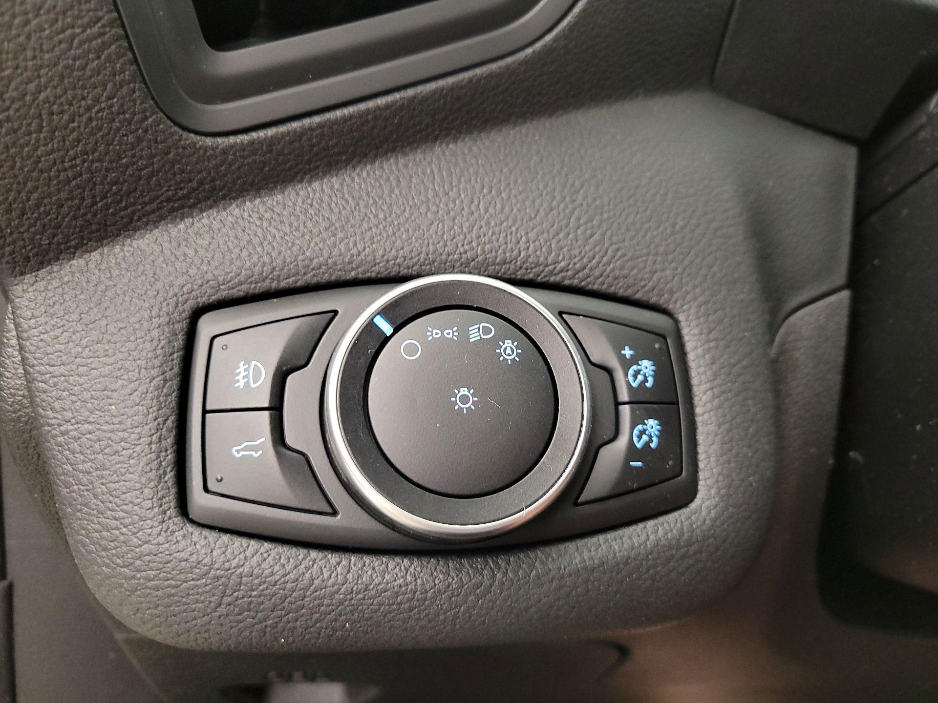 Thumbnail: 2017 Ford Escape - 13