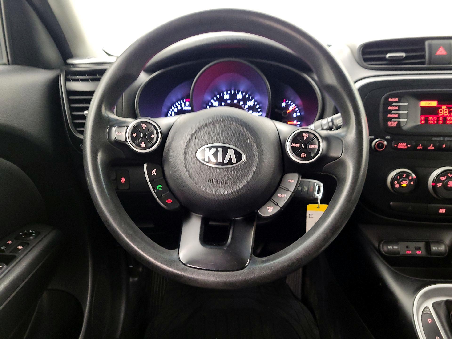 Thumbnail: 2015 Kia Soul - 10