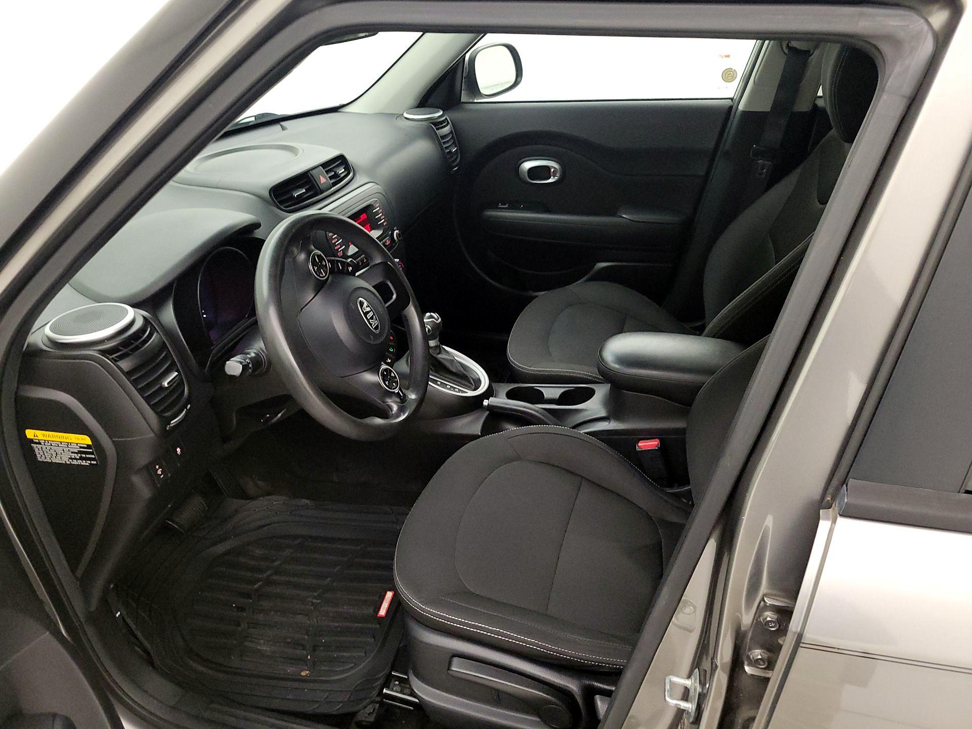 Thumbnail: 2015 Kia Soul - 11