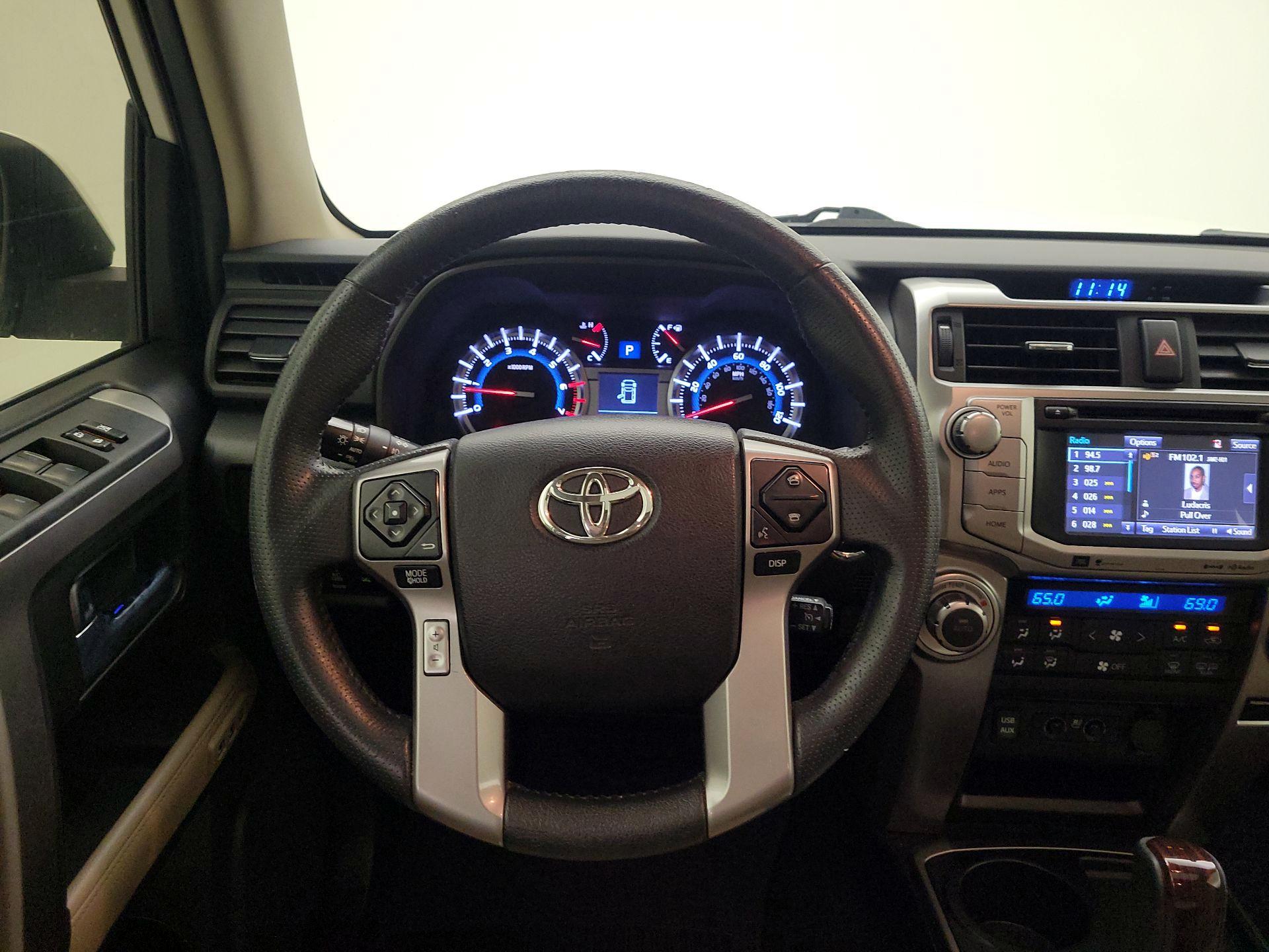 Thumbnail: 2019 Toyota 4Runner - 10