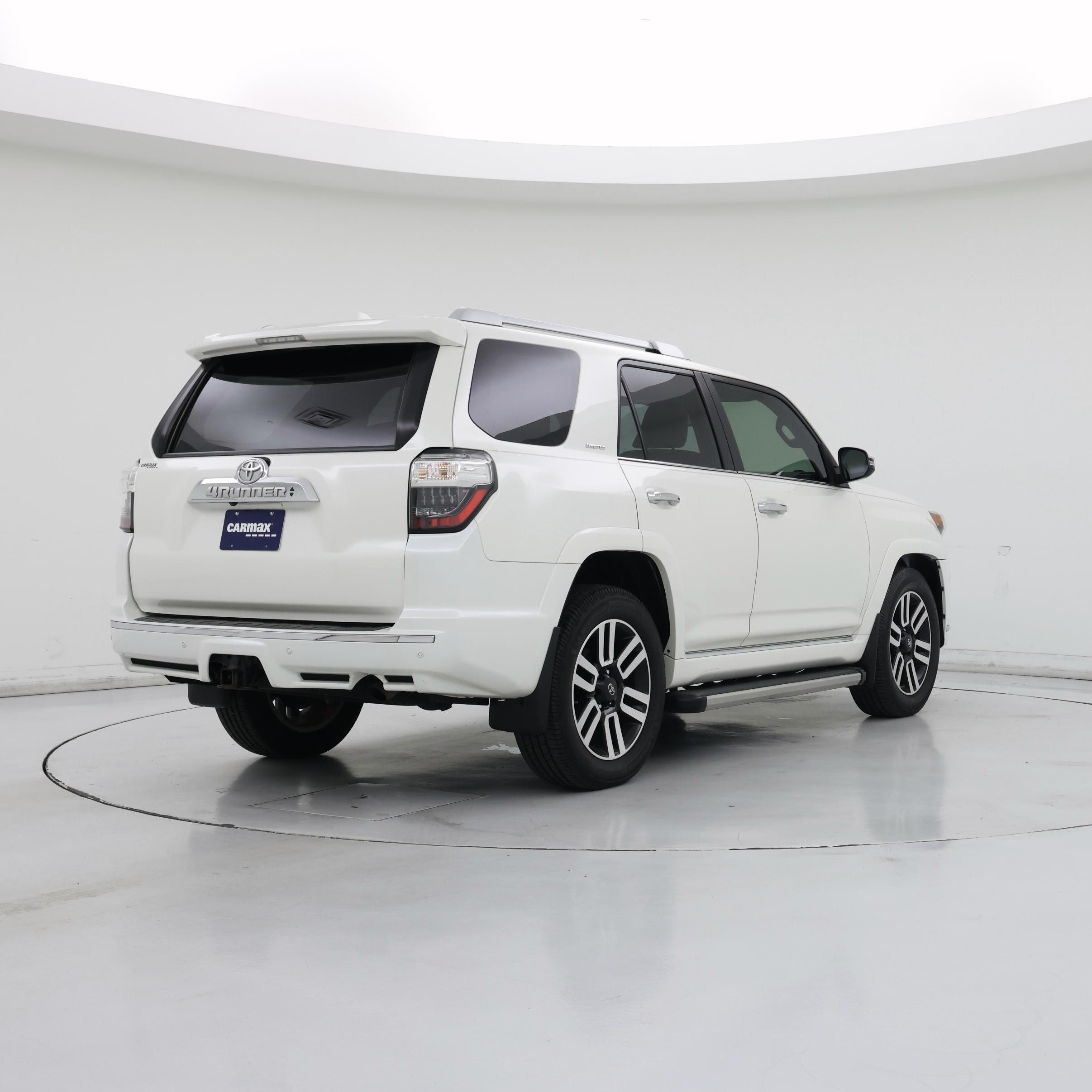 Thumbnail: 2019 Toyota 4Runner - 8