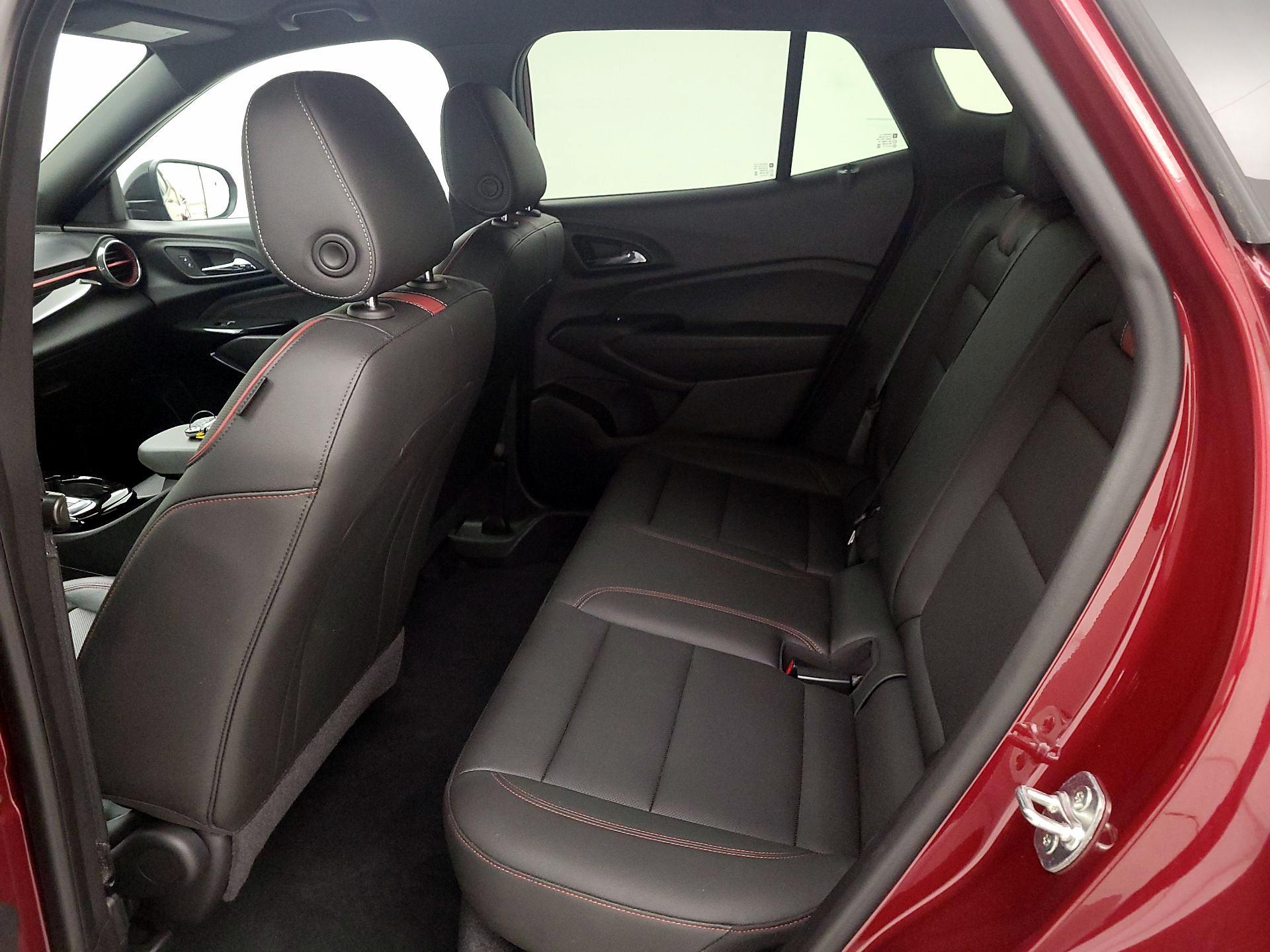 Thumbnail: 2024 Chevrolet Trax - 19