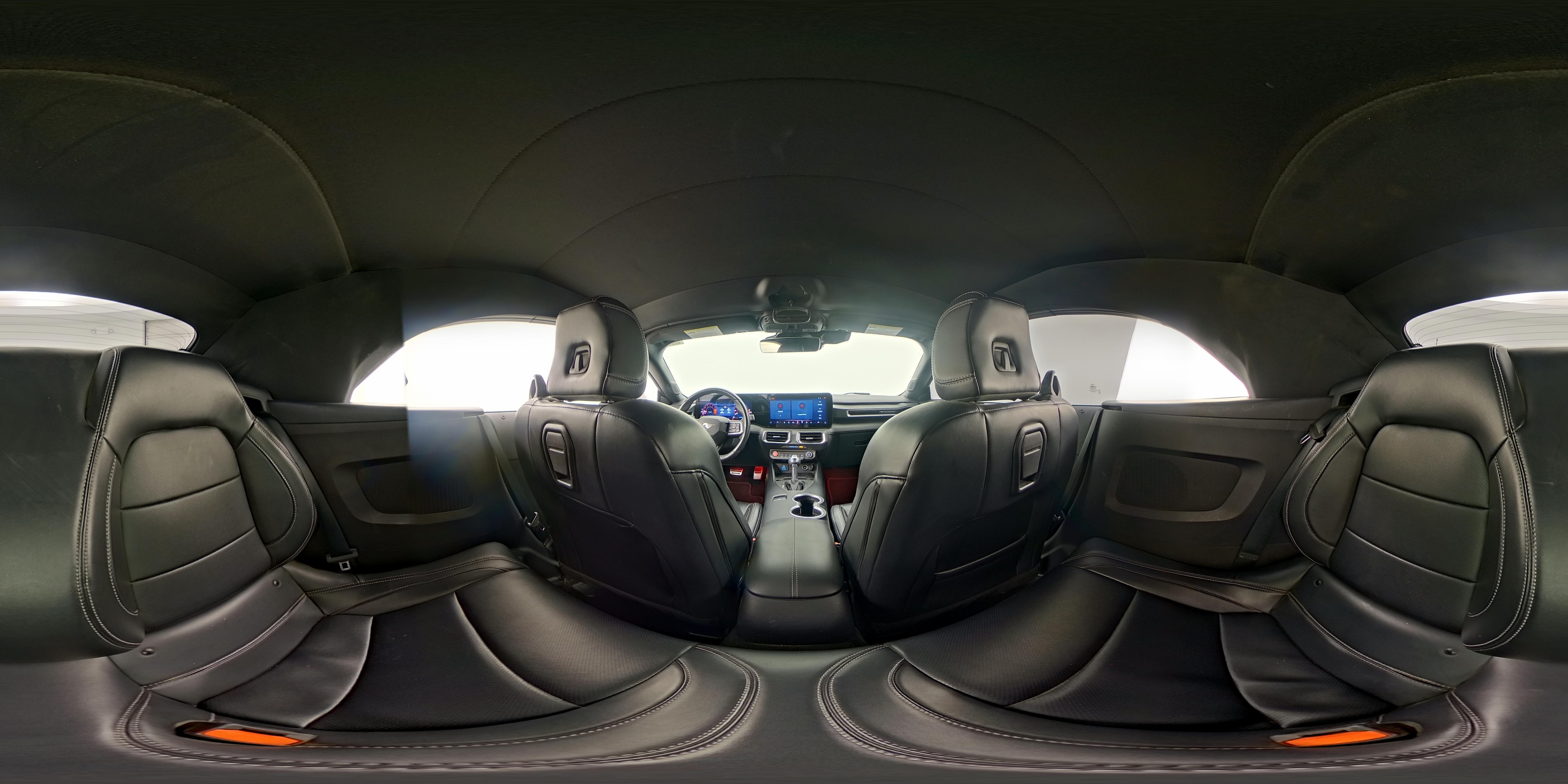 2024 Ford Mustang EcoBoost - Photo 26