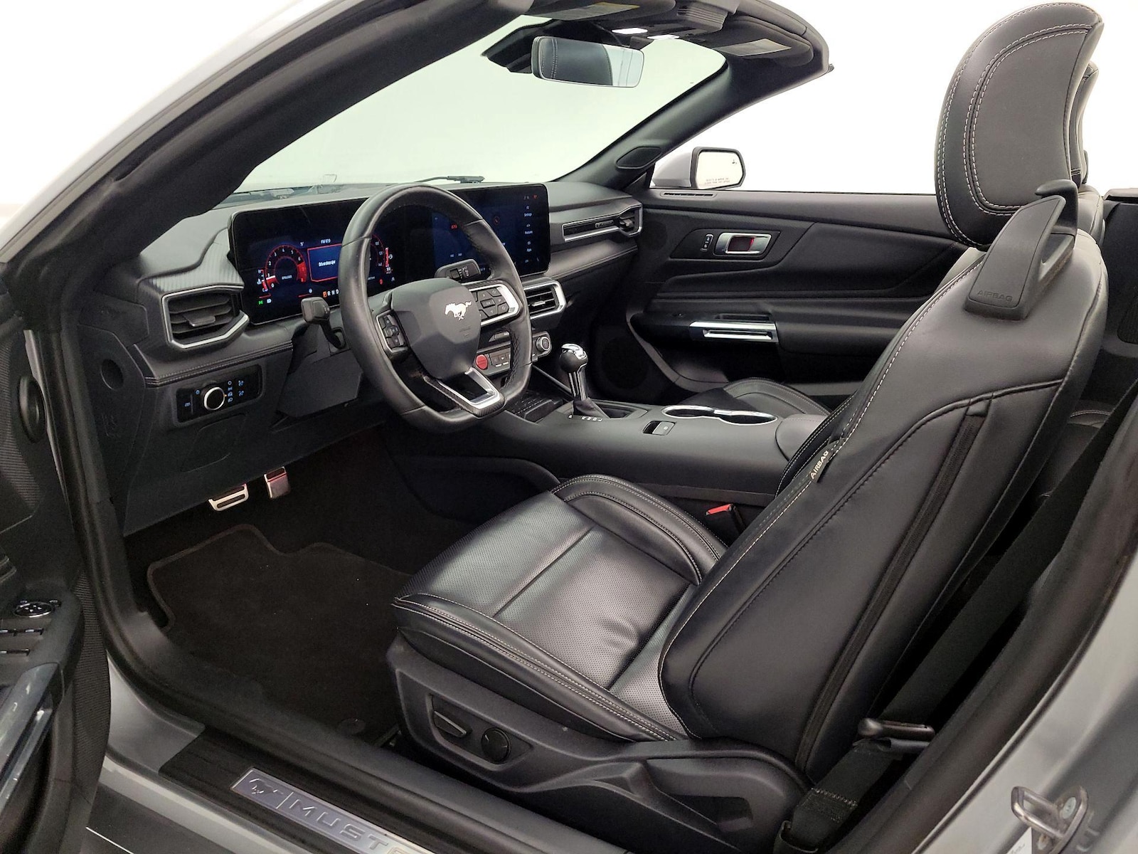 2024 Ford Mustang EcoBoost - Photo 12