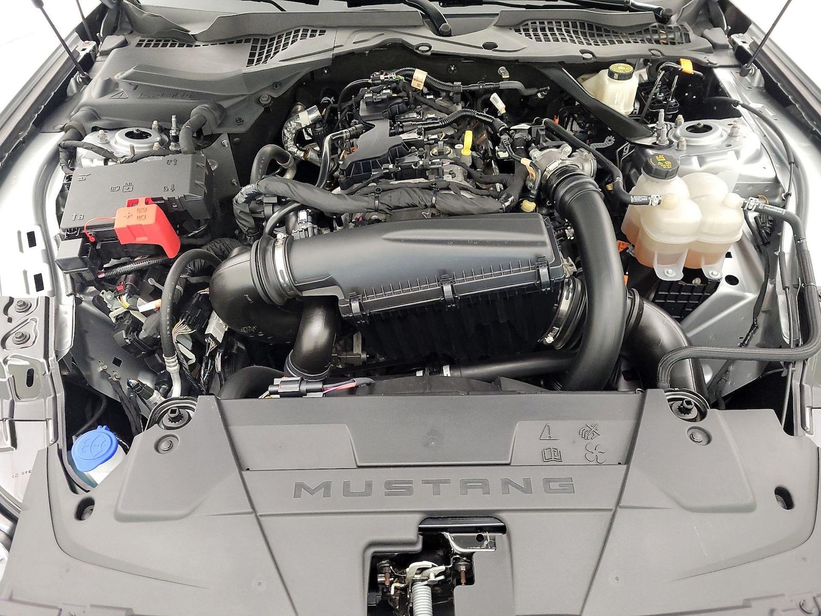 2024 Ford Mustang EcoBoost - Photo 23