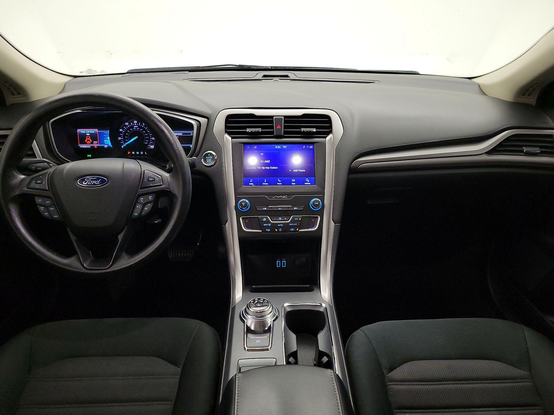 Thumbnail: 2020 Ford Fusion - 9
