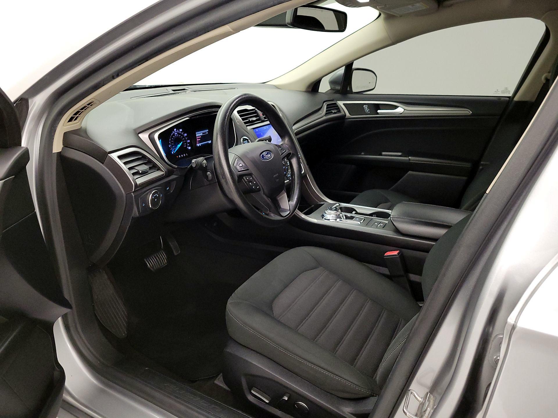 Thumbnail: 2020 Ford Fusion - 11