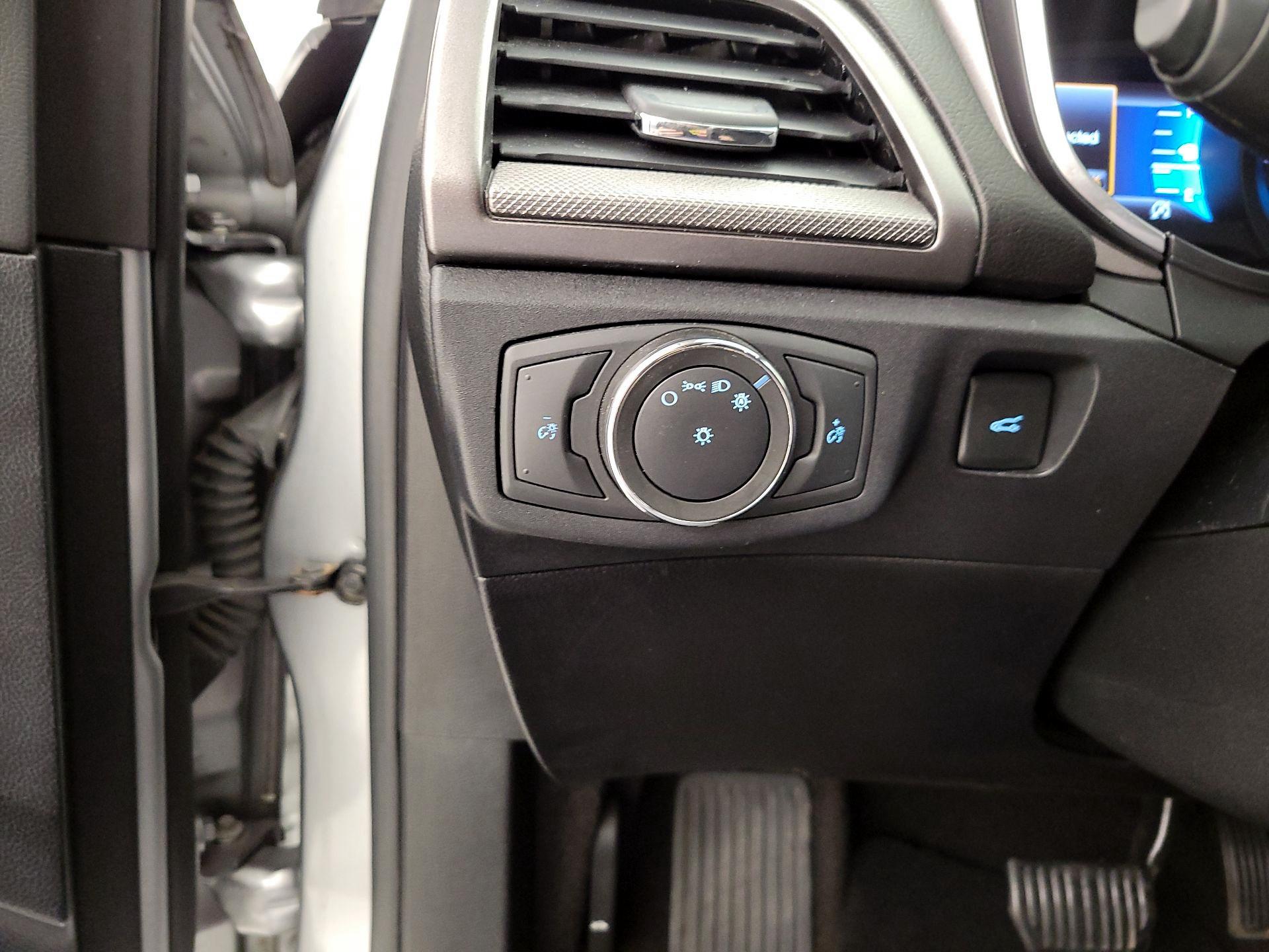 Thumbnail: 2020 Ford Fusion - 13