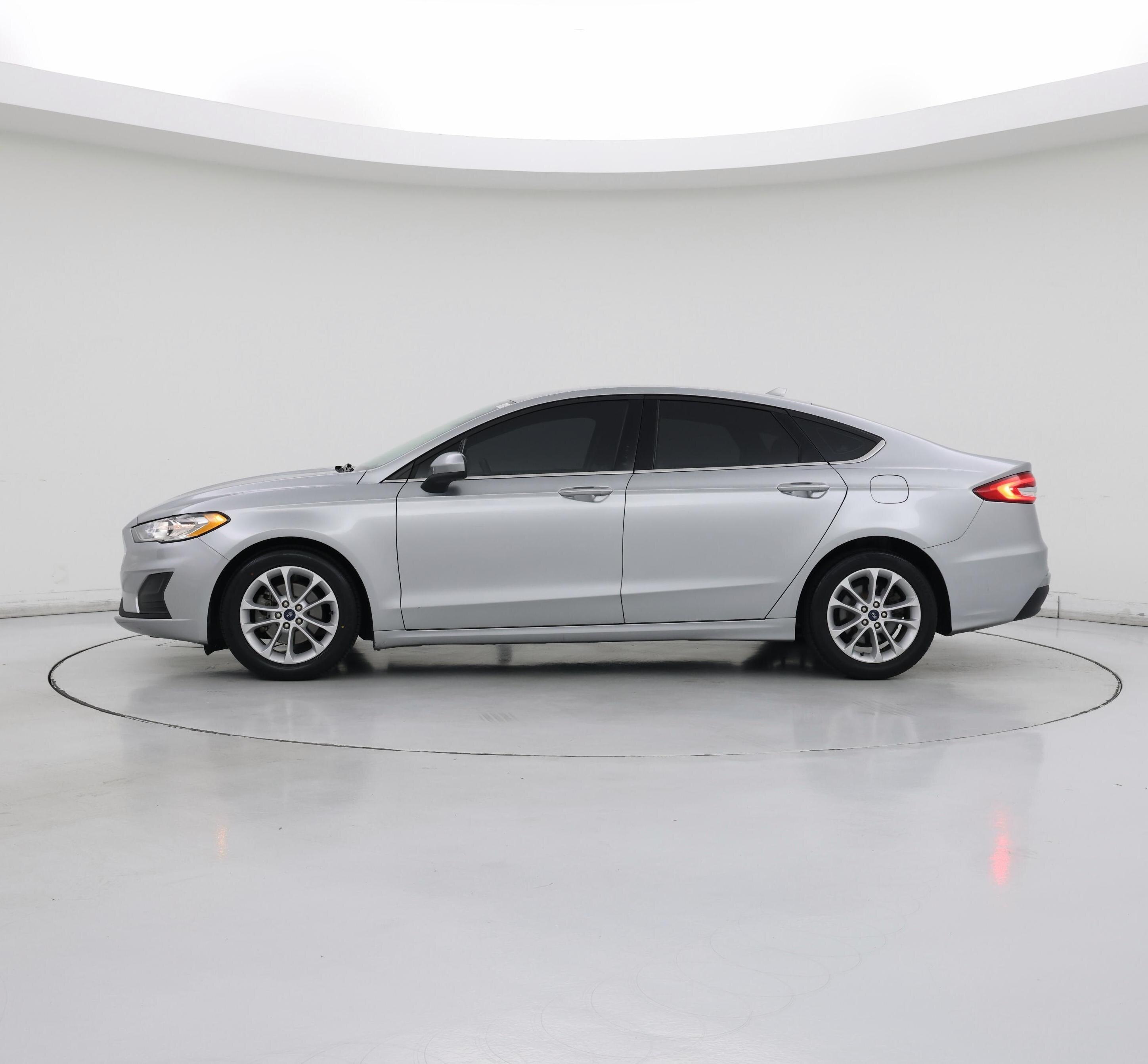 Thumbnail: 2020 Ford Fusion - 3