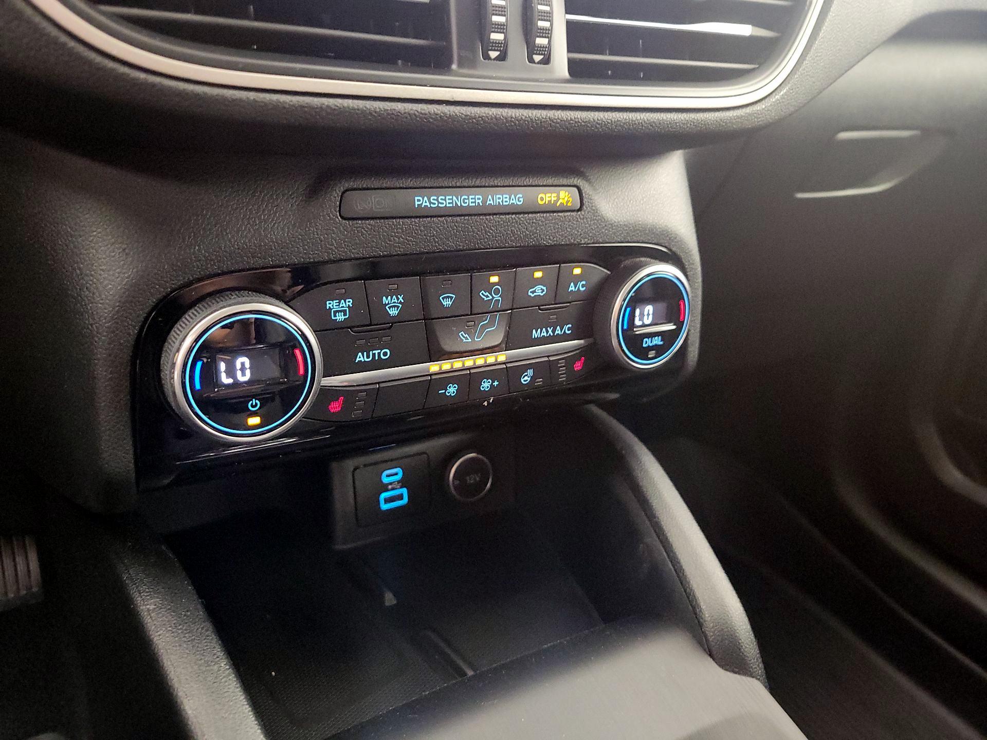 Thumbnail: 2021 Ford Escape - 16