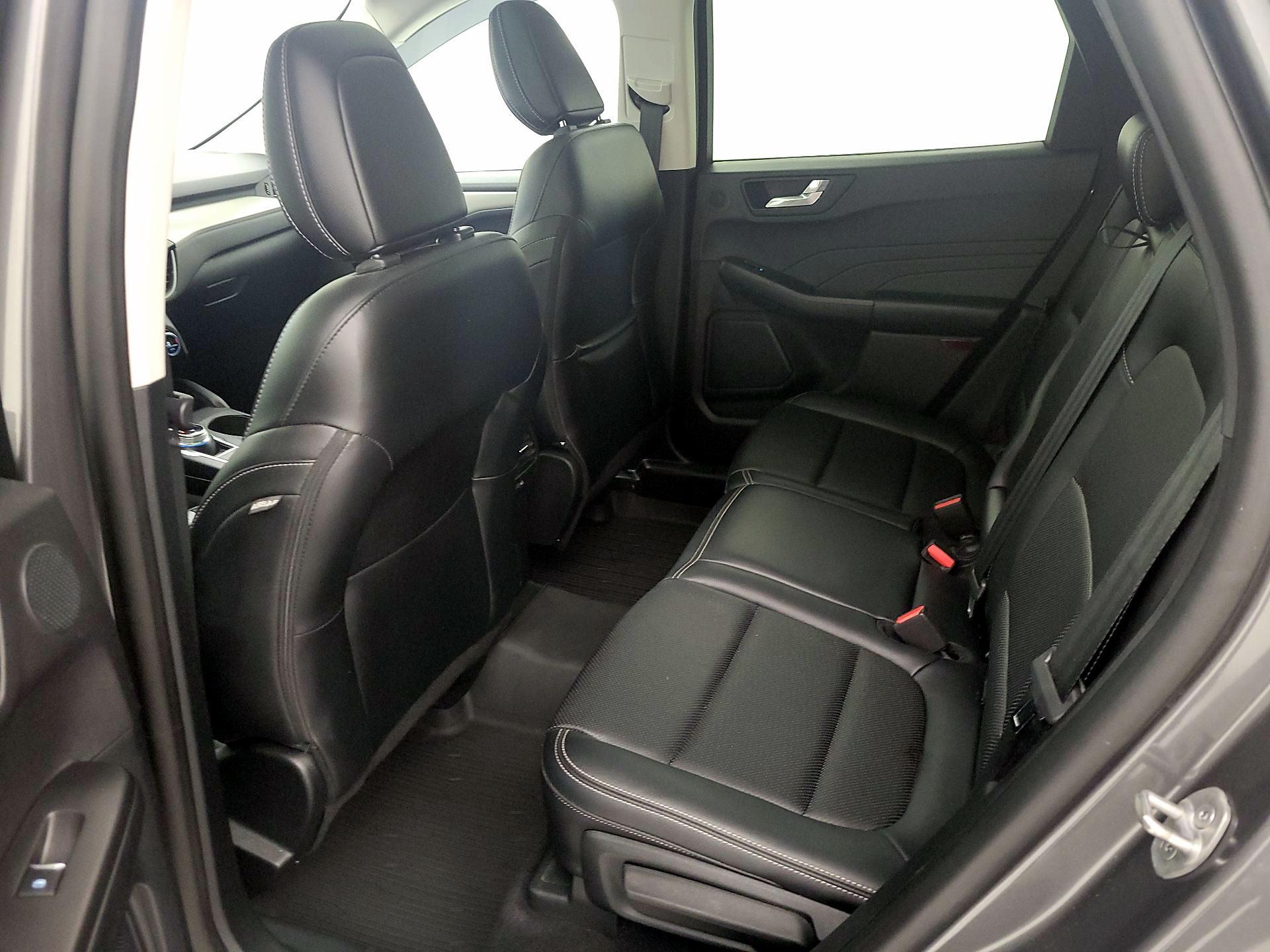 Thumbnail: 2021 Ford Escape - 20