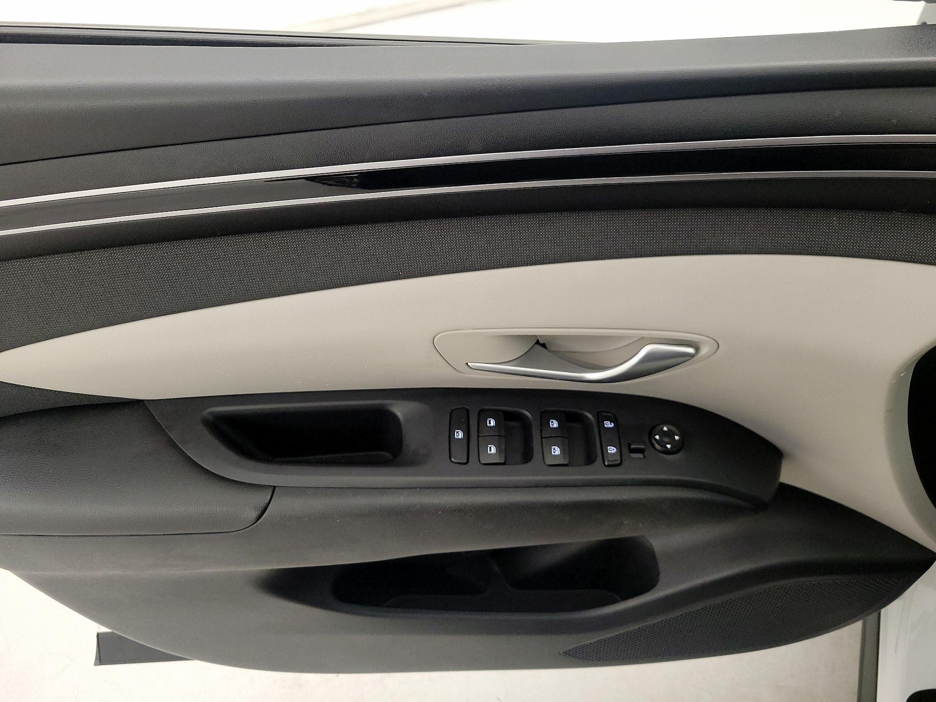 Thumbnail: 2023 Hyundai Tucson - 12