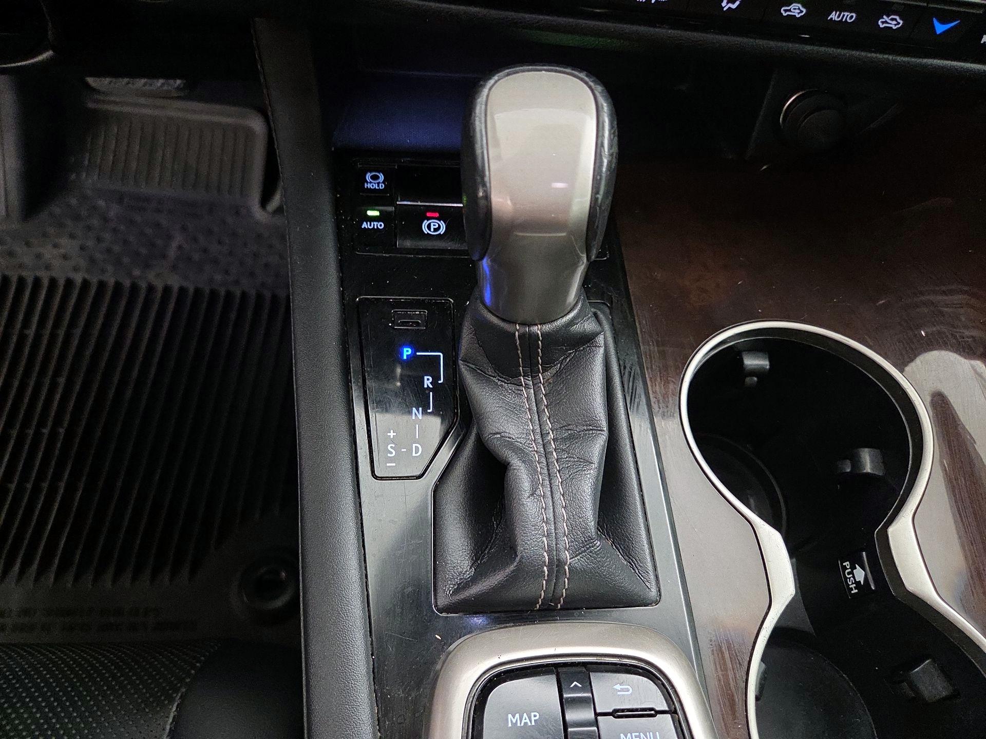 Thumbnail: 2016 Lexus RX - 18