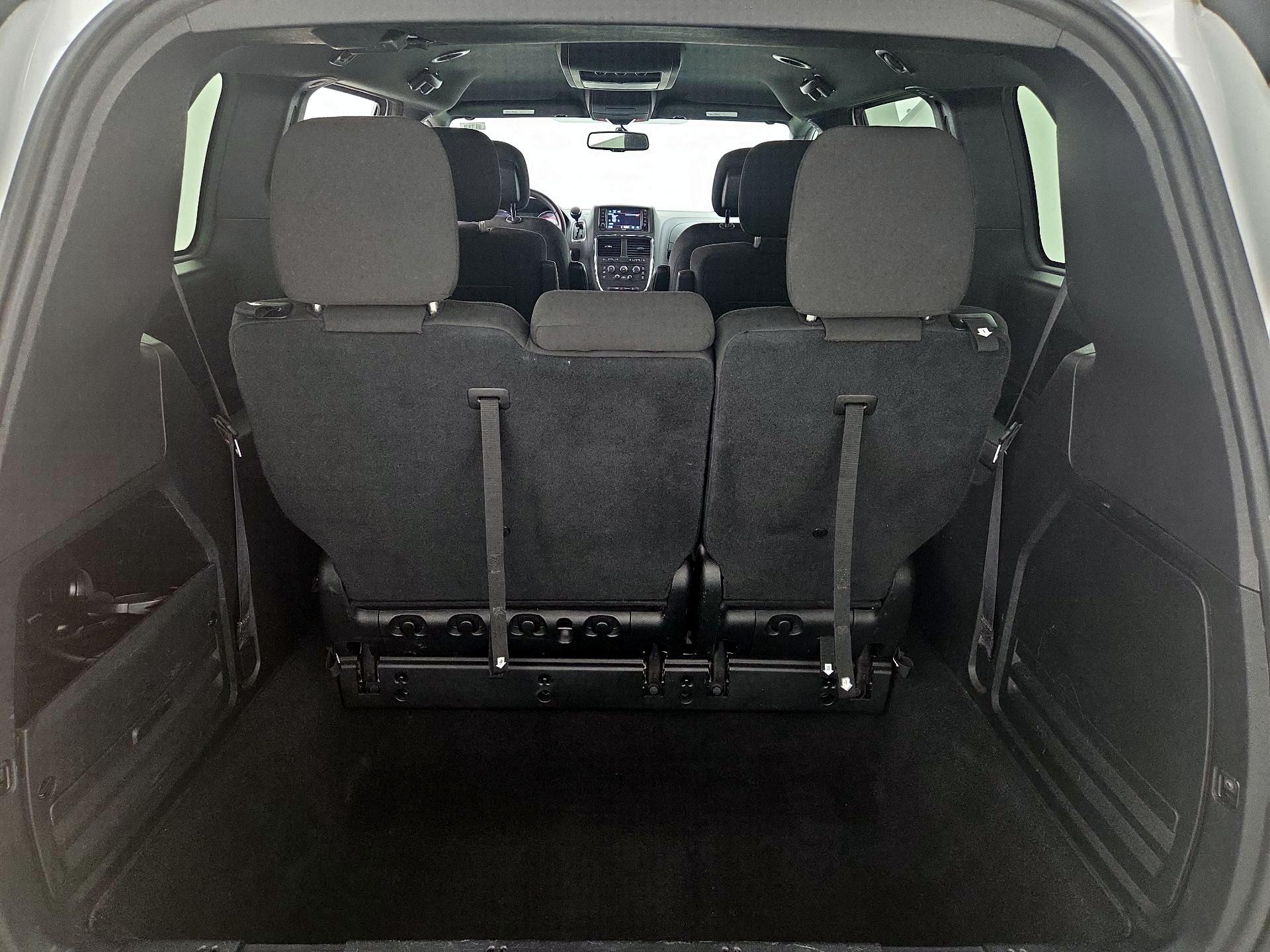 Thumbnail: 2017 Dodge Grand Caravan - 20