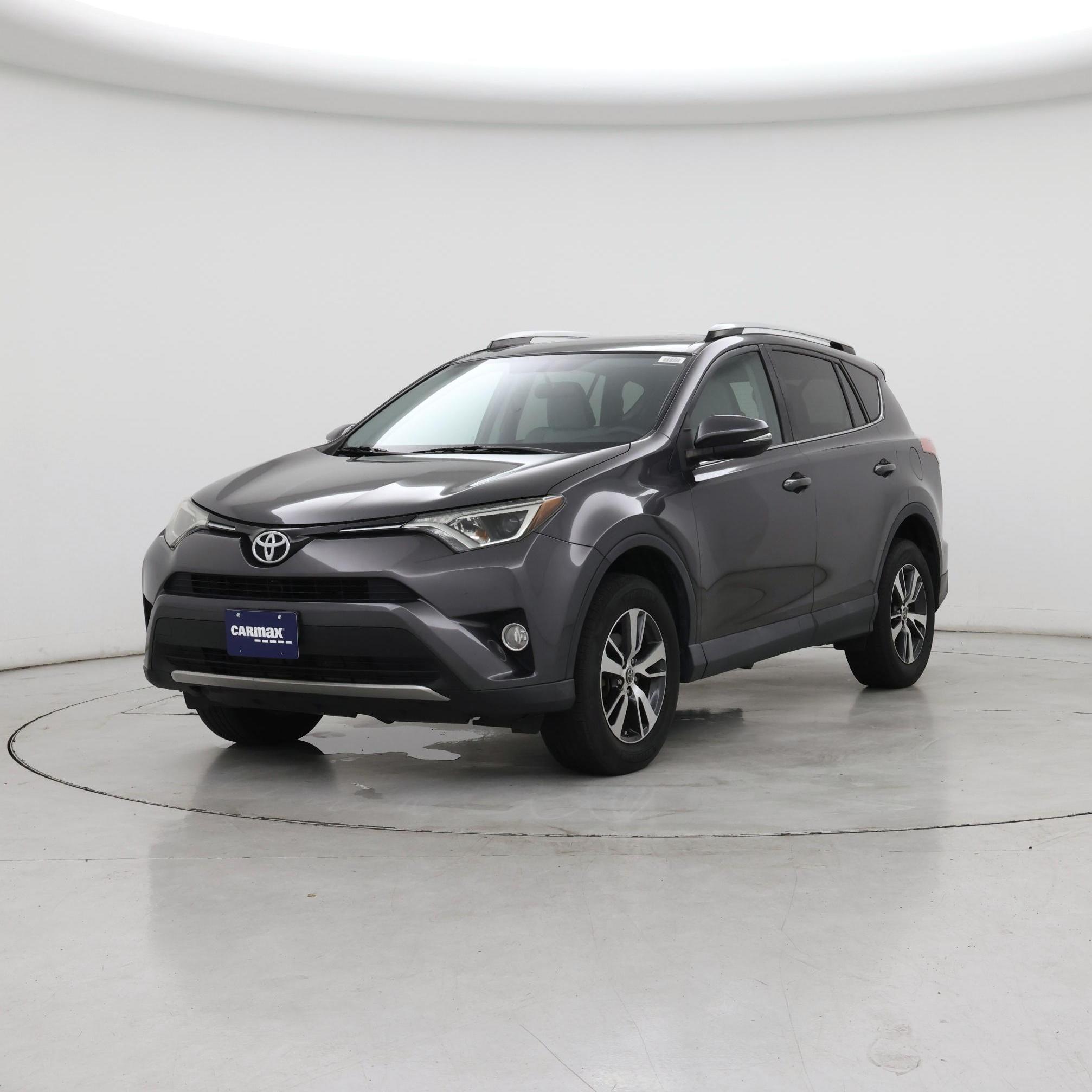 Thumbnail: 2016 Toyota RAV4 - 4
