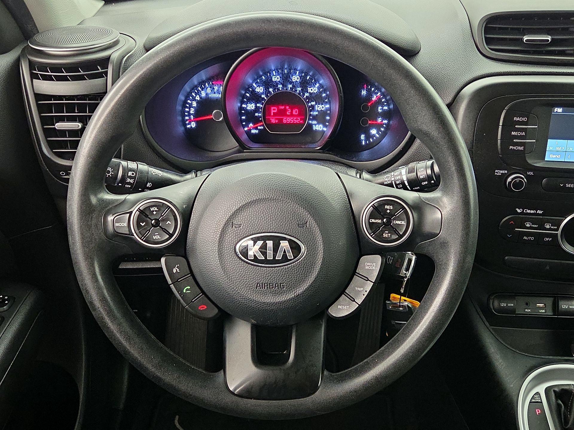 Thumbnail: 2017 Kia Soul - 10