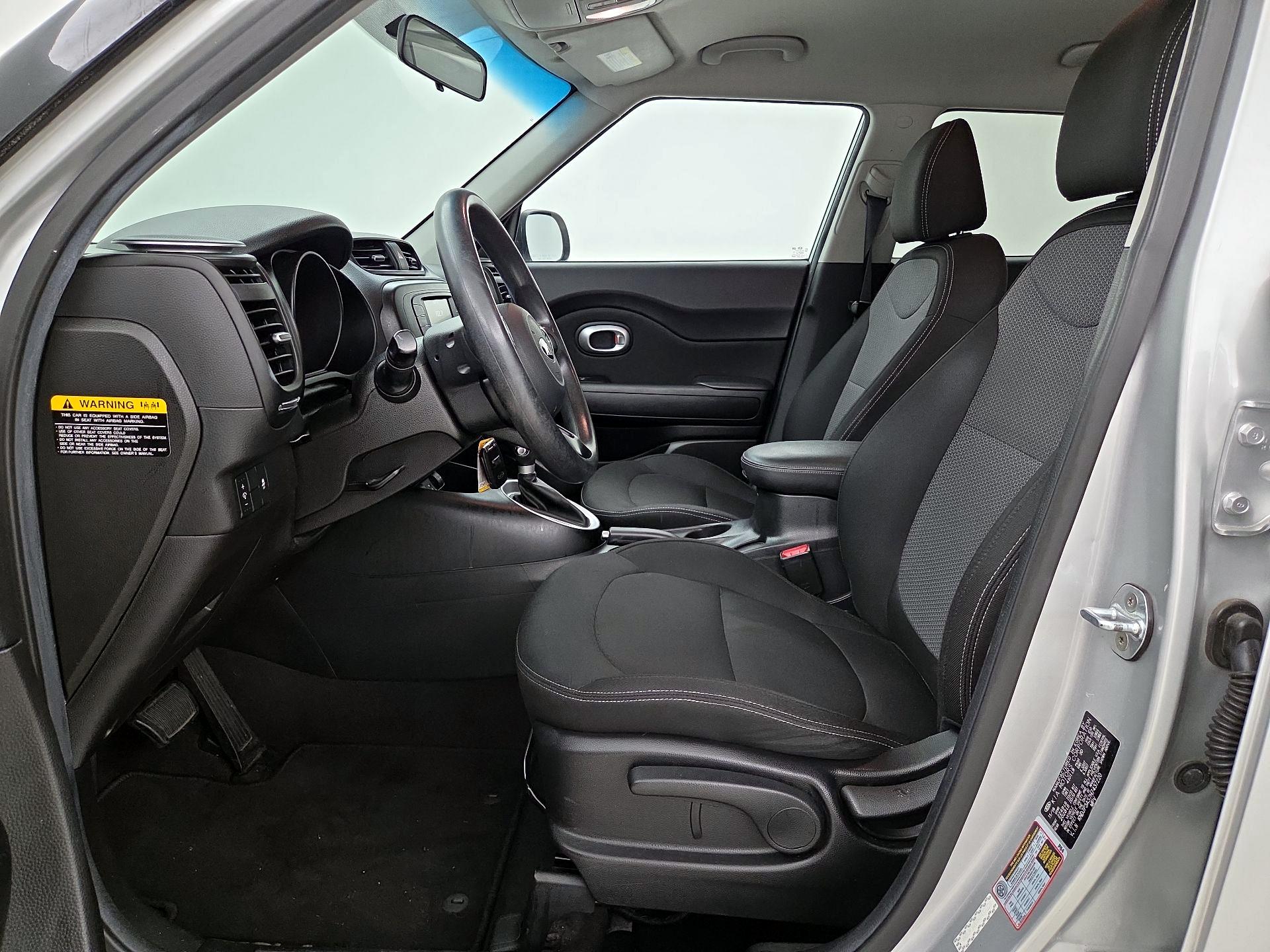 Thumbnail: 2017 Kia Soul - 11