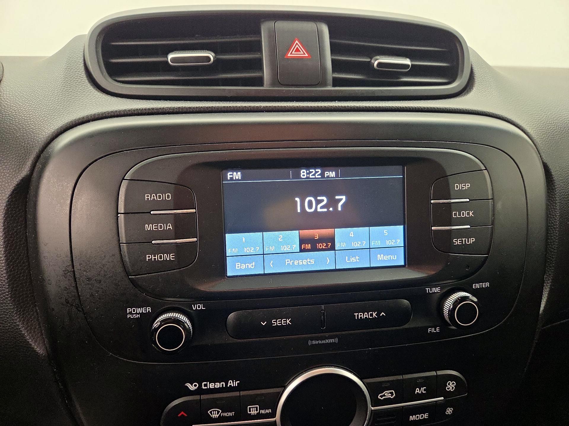 Thumbnail: 2017 Kia Soul - 15