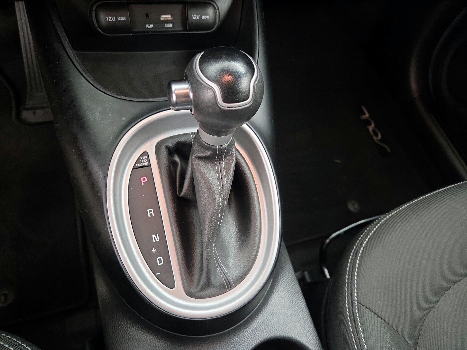 Thumbnail: 2017 Kia Soul - 17