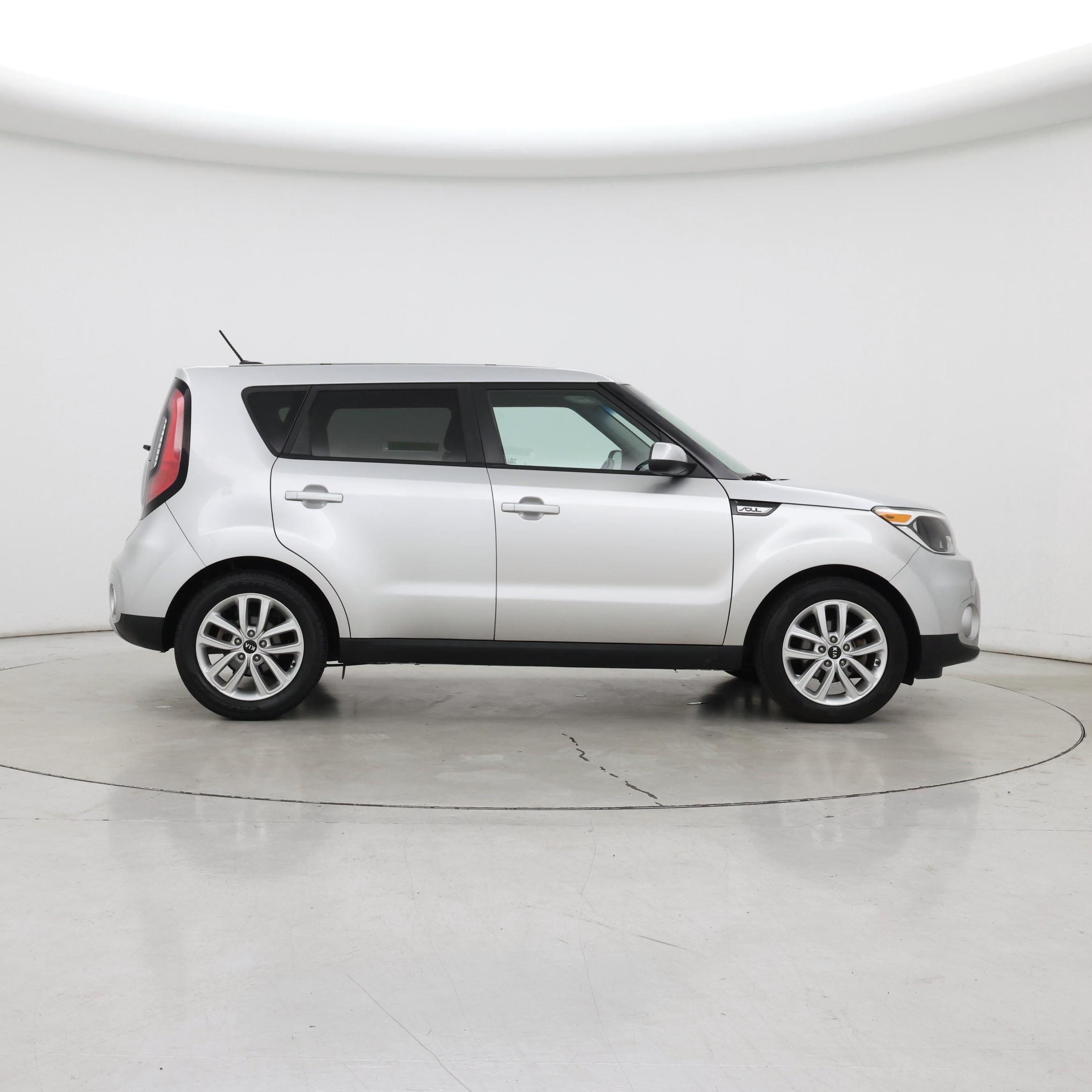 Thumbnail: 2017 Kia Soul - 7