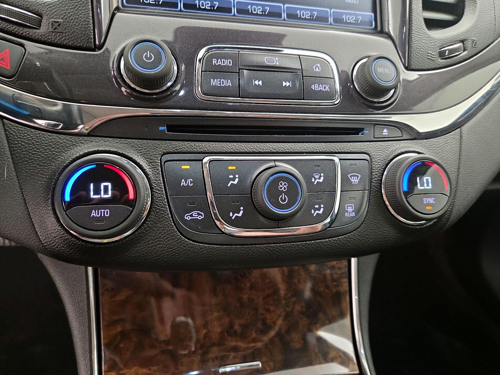Thumbnail: 2015 Chevrolet Impala - 17