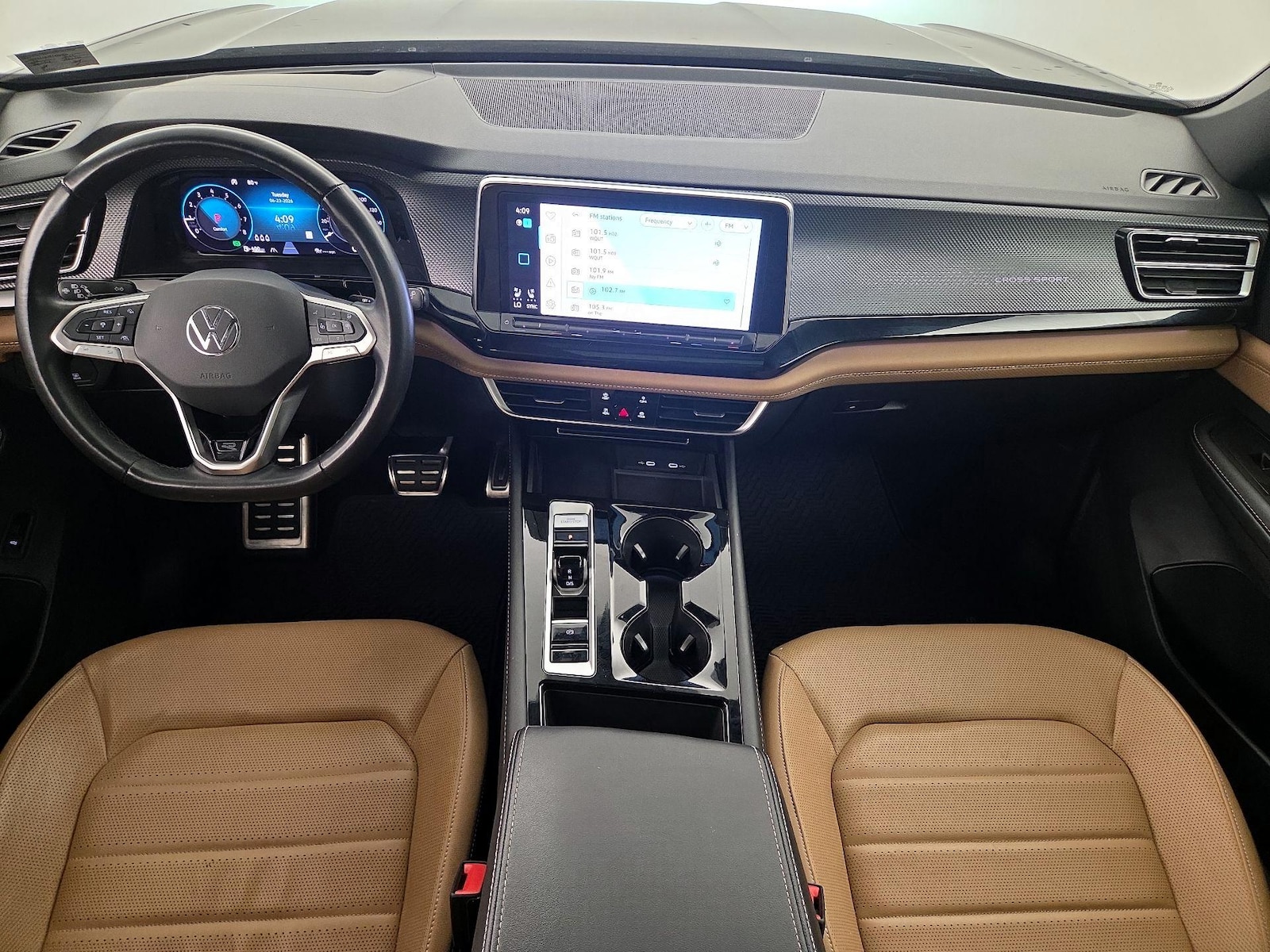 2024 Volkswagen Atlas Cross Sport SEL R-LINE - Photo 10