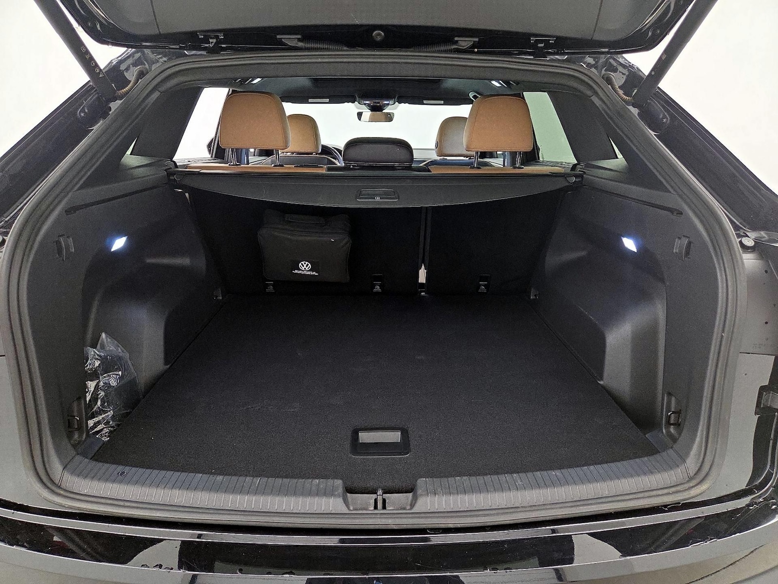 2024 Volkswagen Atlas Cross Sport SEL R-LINE - Photo 23