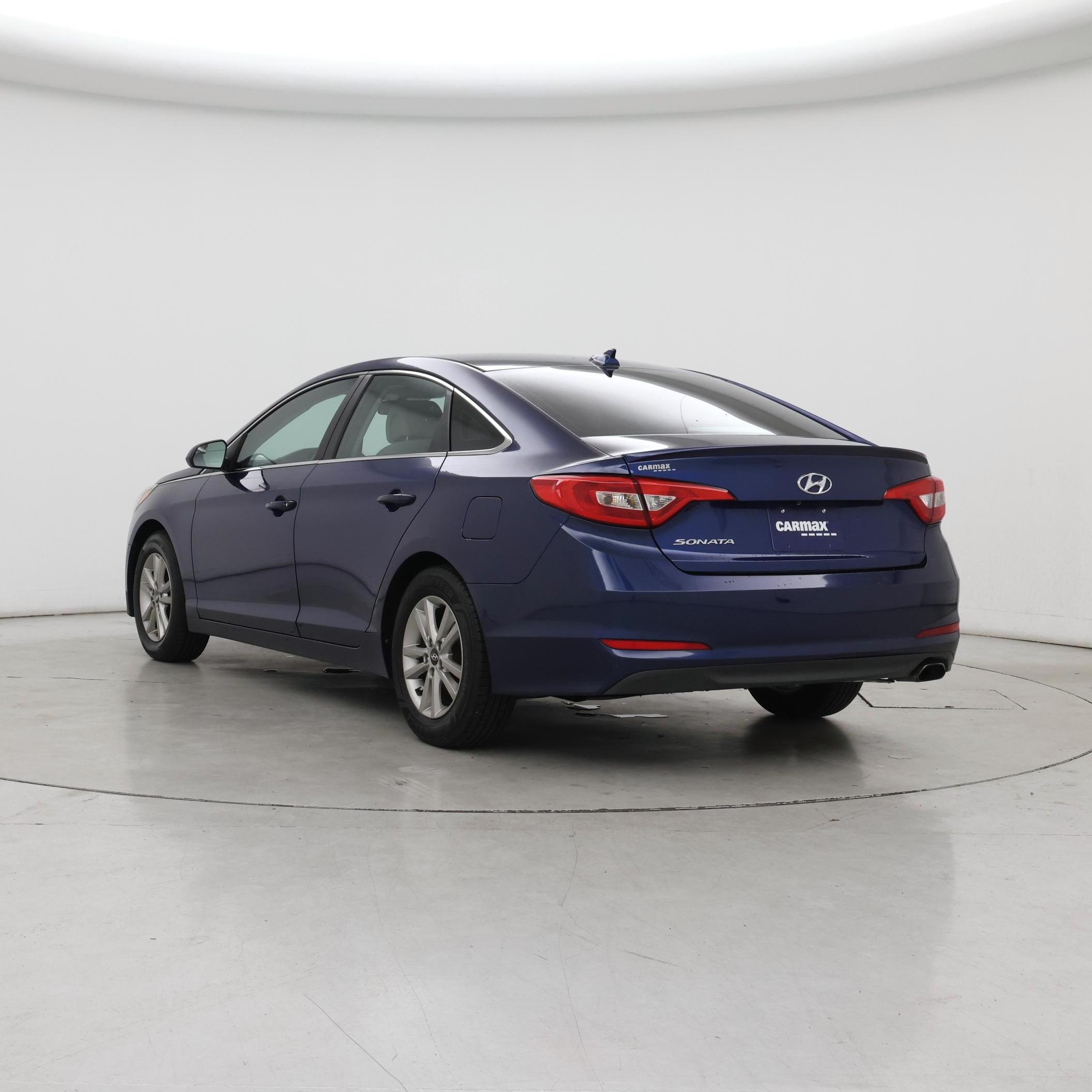 Thumbnail: 2016 Hyundai Sonata - 2