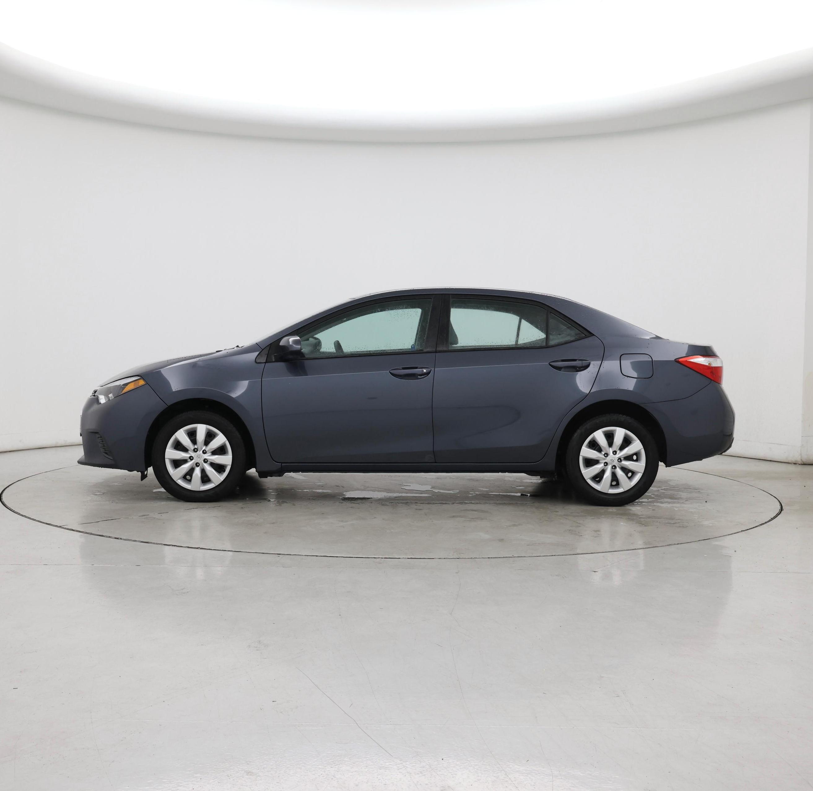 Thumbnail: 2016 Toyota Corolla - 3