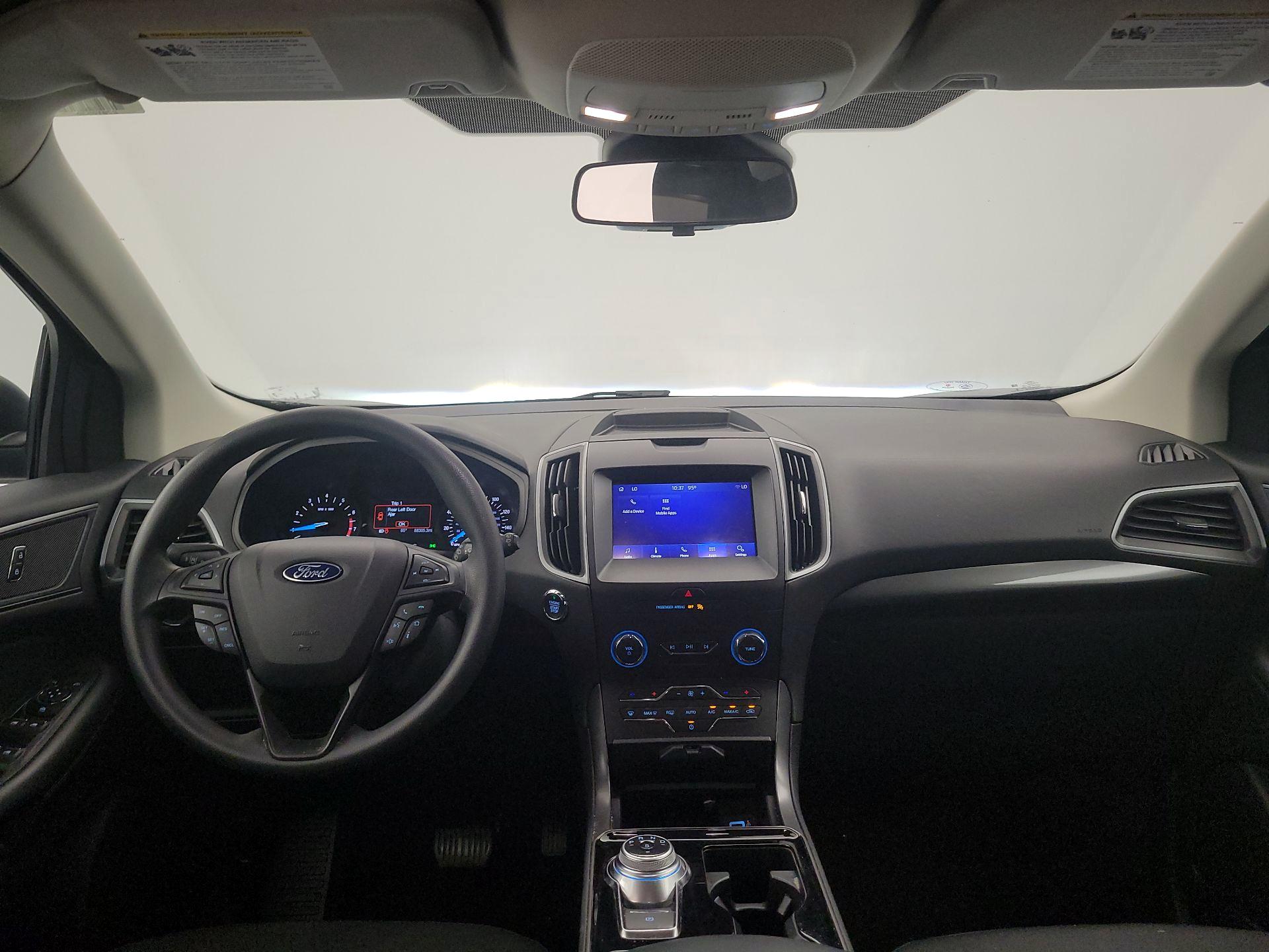 Thumbnail: 2020 Ford Edge - 9