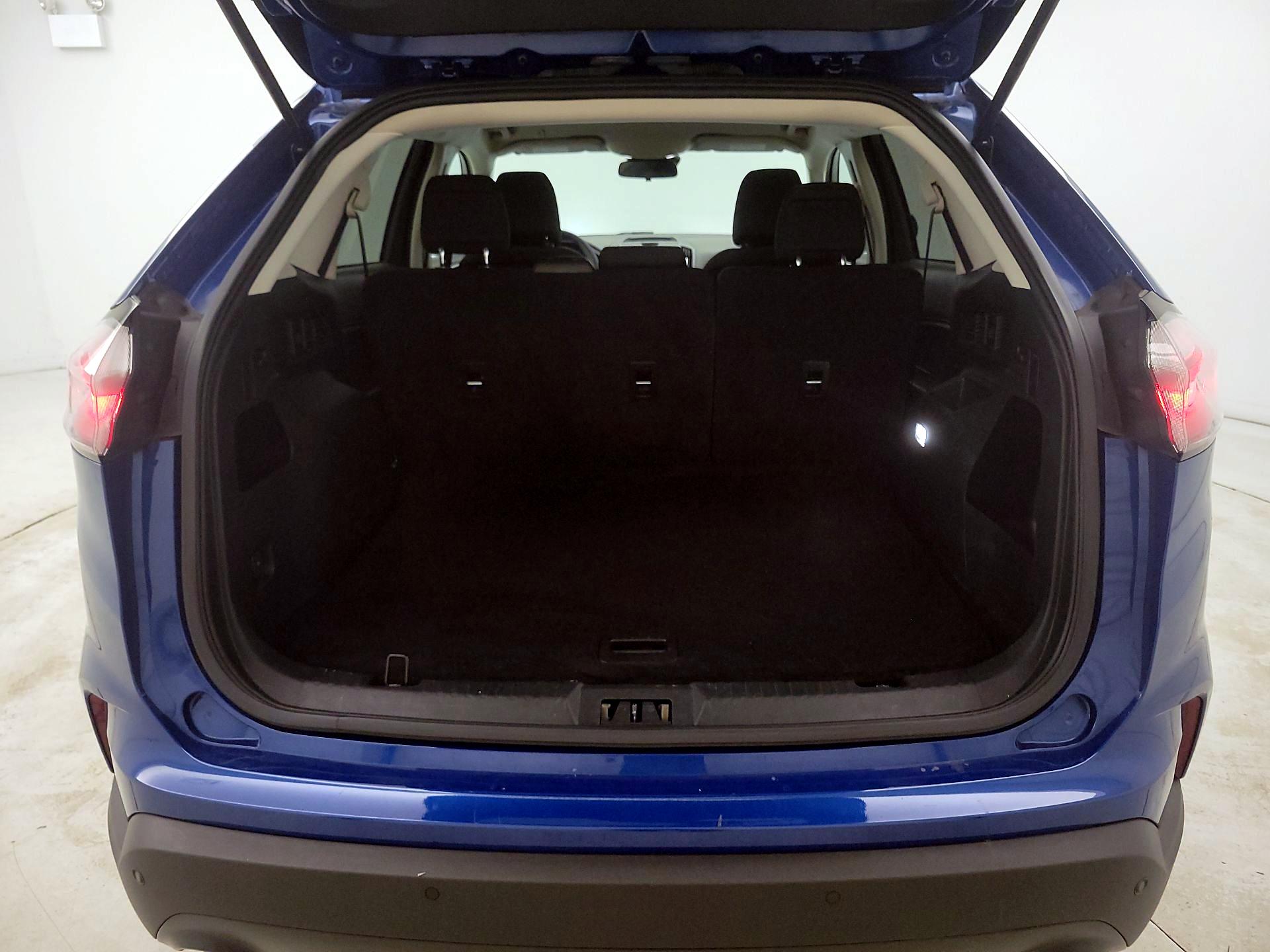 Thumbnail: 2020 Ford Edge - 20