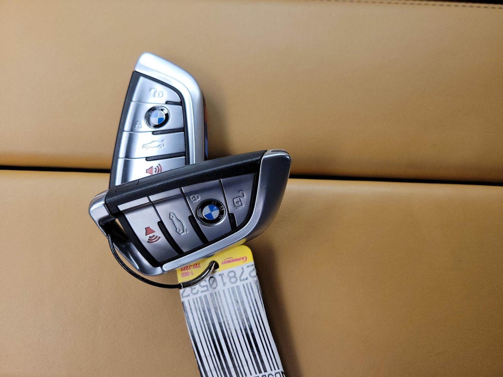 2020 BMW M8 Convertible Base - Photo 23