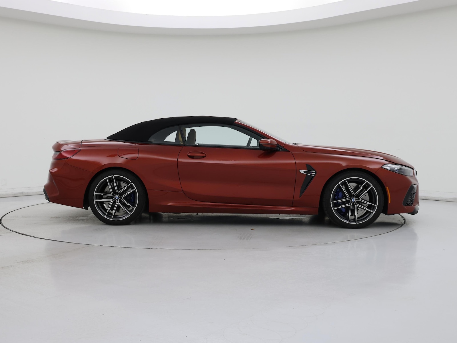 2020 BMW M8 Convertible Base - Photo 8
