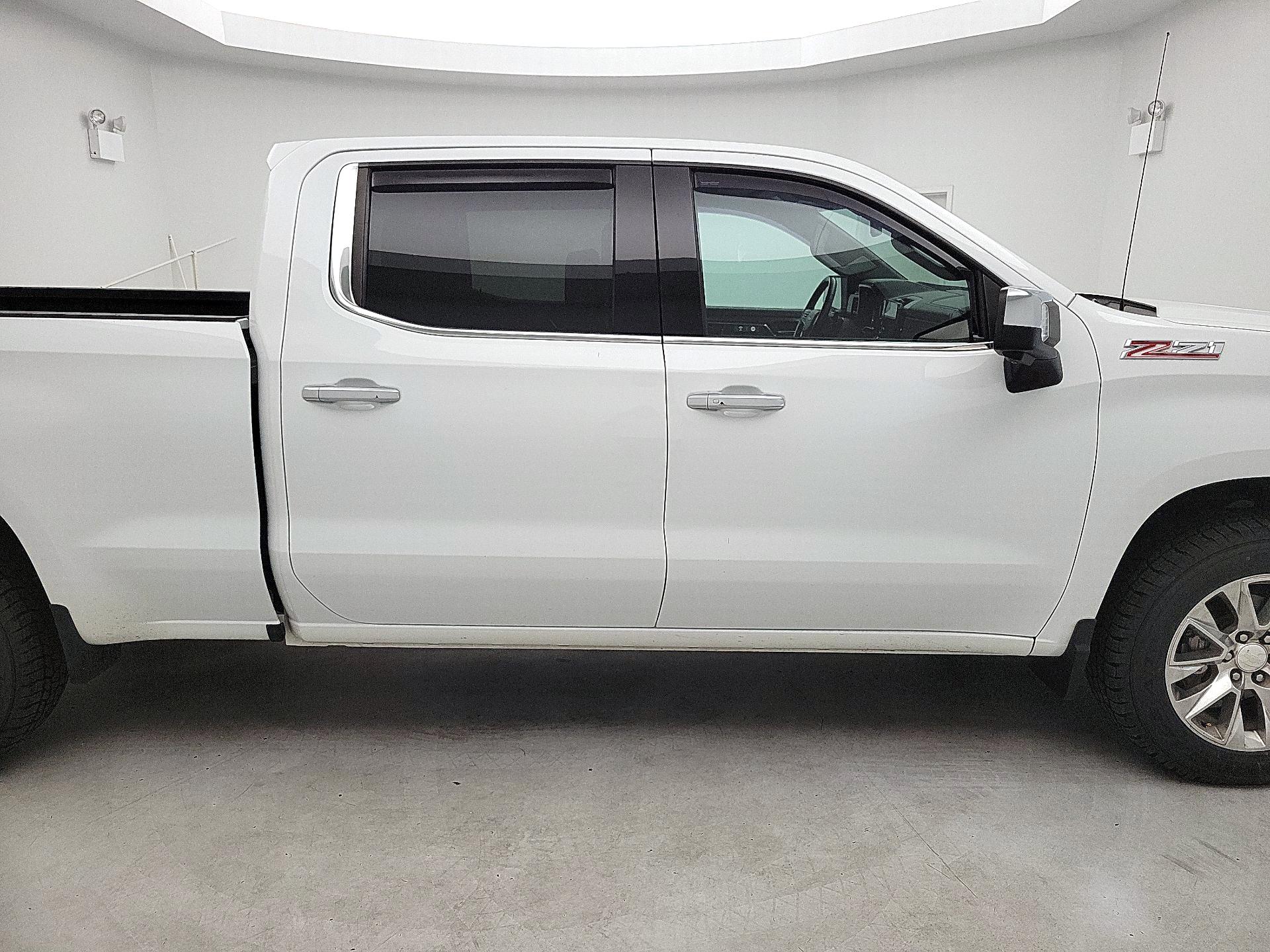 Thumbnail: 2022 Chevrolet Silverado 1500 - 4