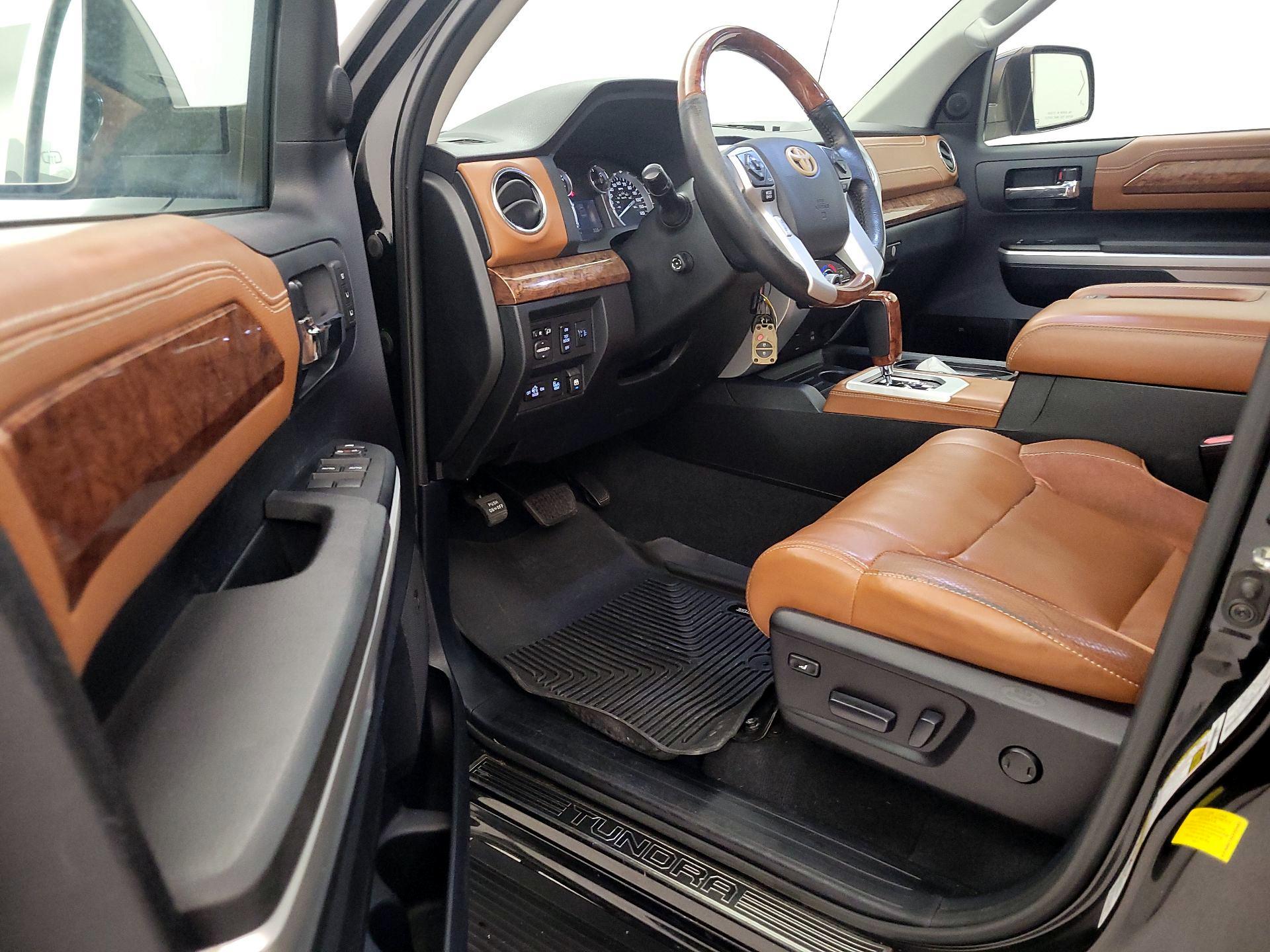 Thumbnail: 2014 Toyota Tundra - 11