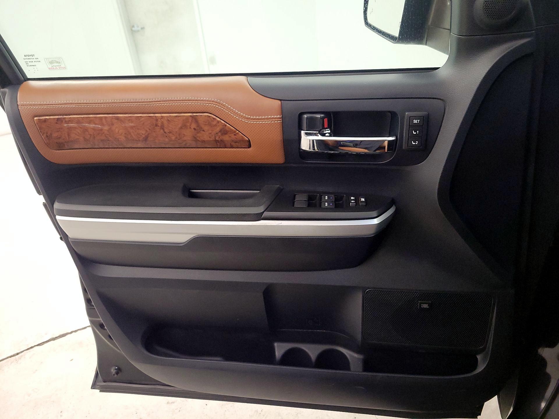 Thumbnail: 2014 Toyota Tundra - 12