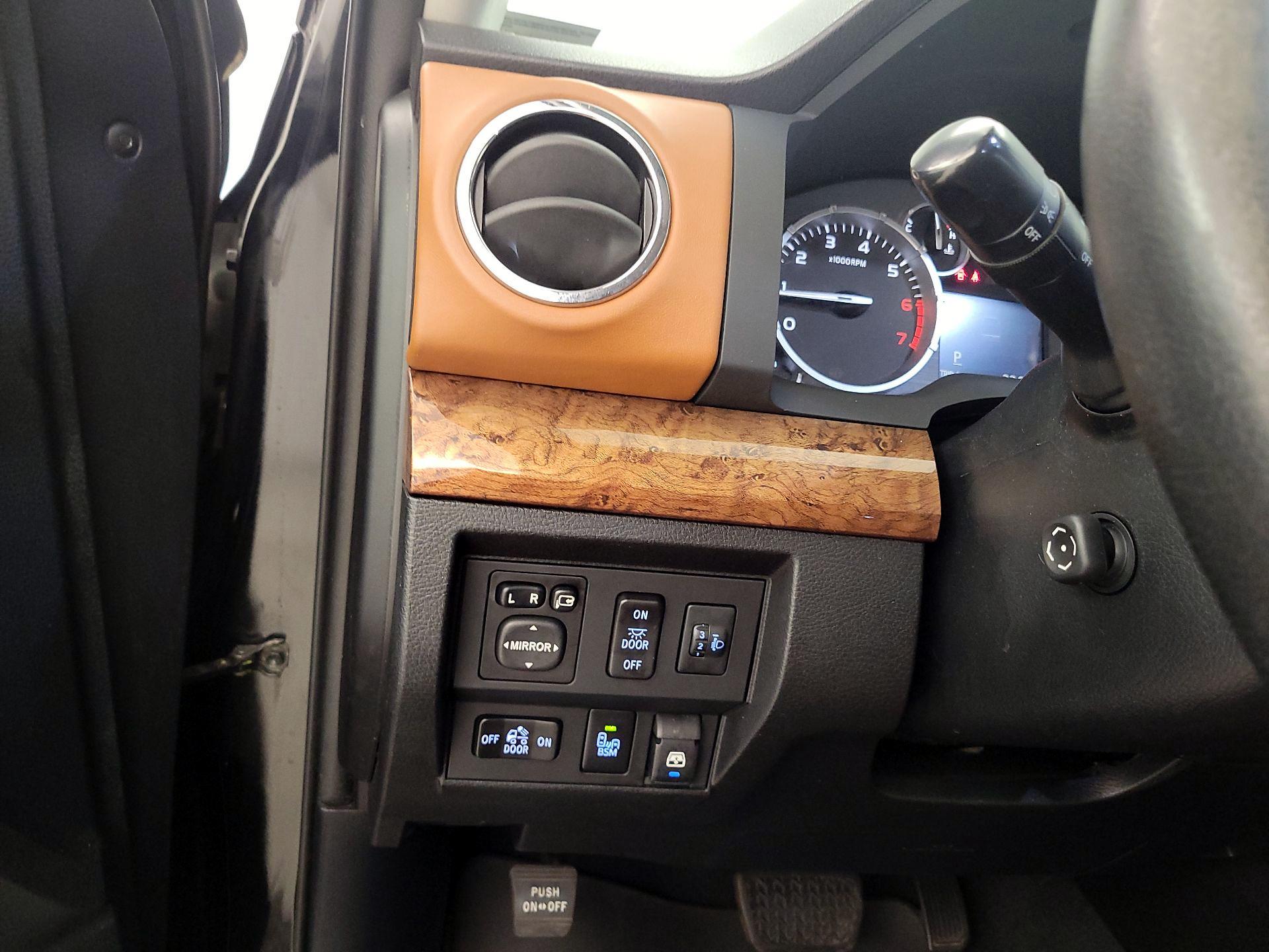 Thumbnail: 2014 Toyota Tundra - 13