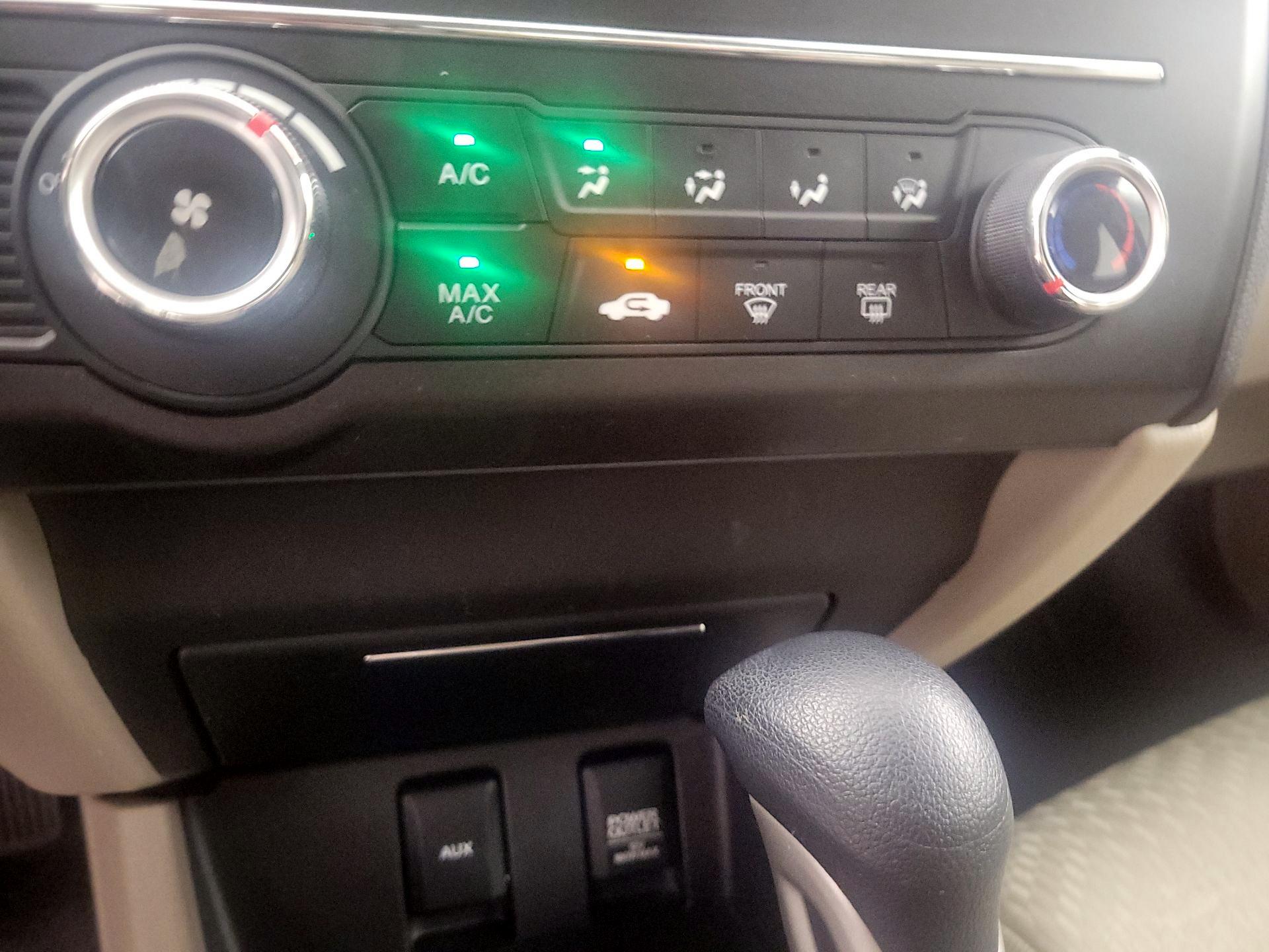Thumbnail: 2015 Honda Civic - 15
