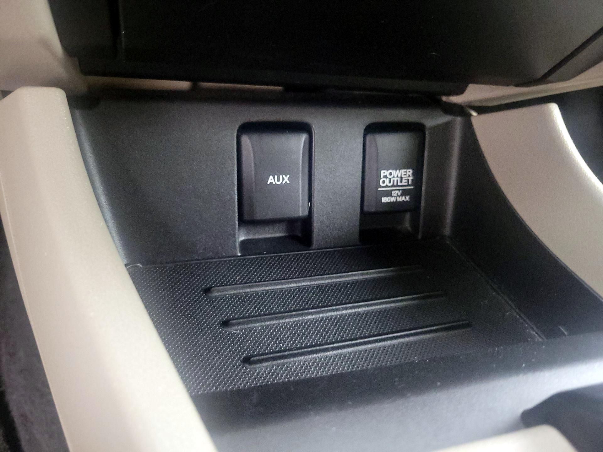 Thumbnail: 2015 Honda Civic - 17