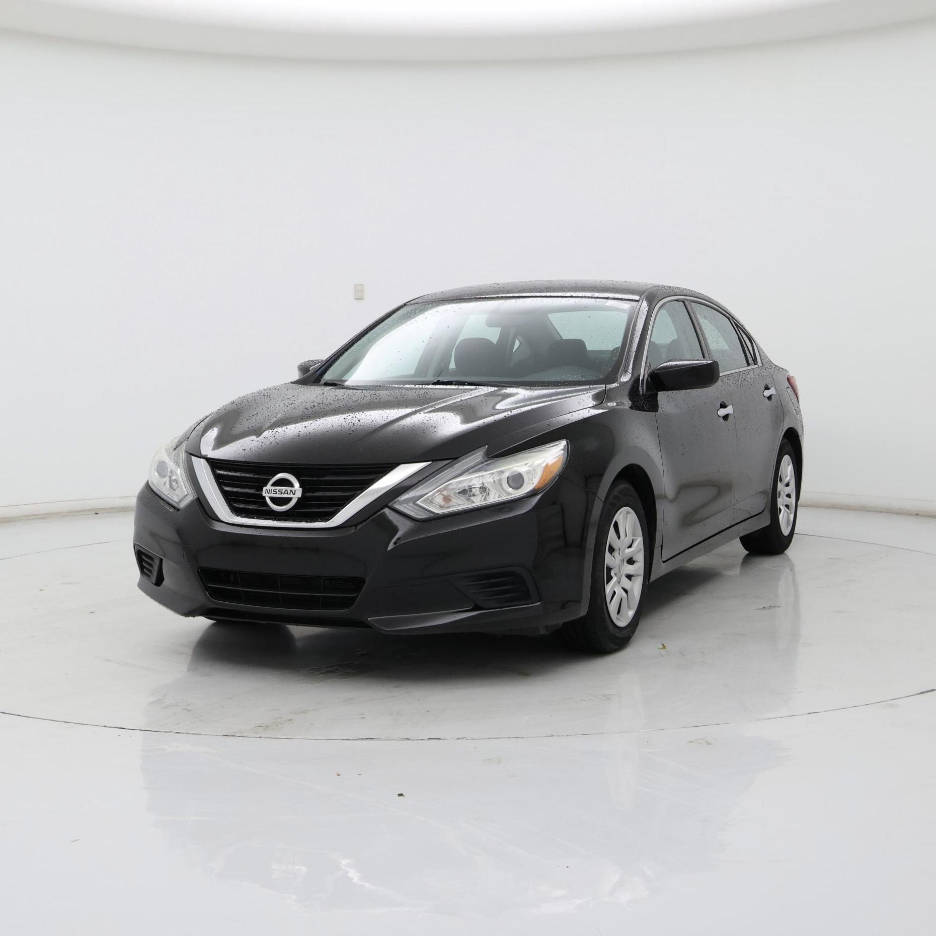 Thumbnail: 2018 Nissan Altima - 4