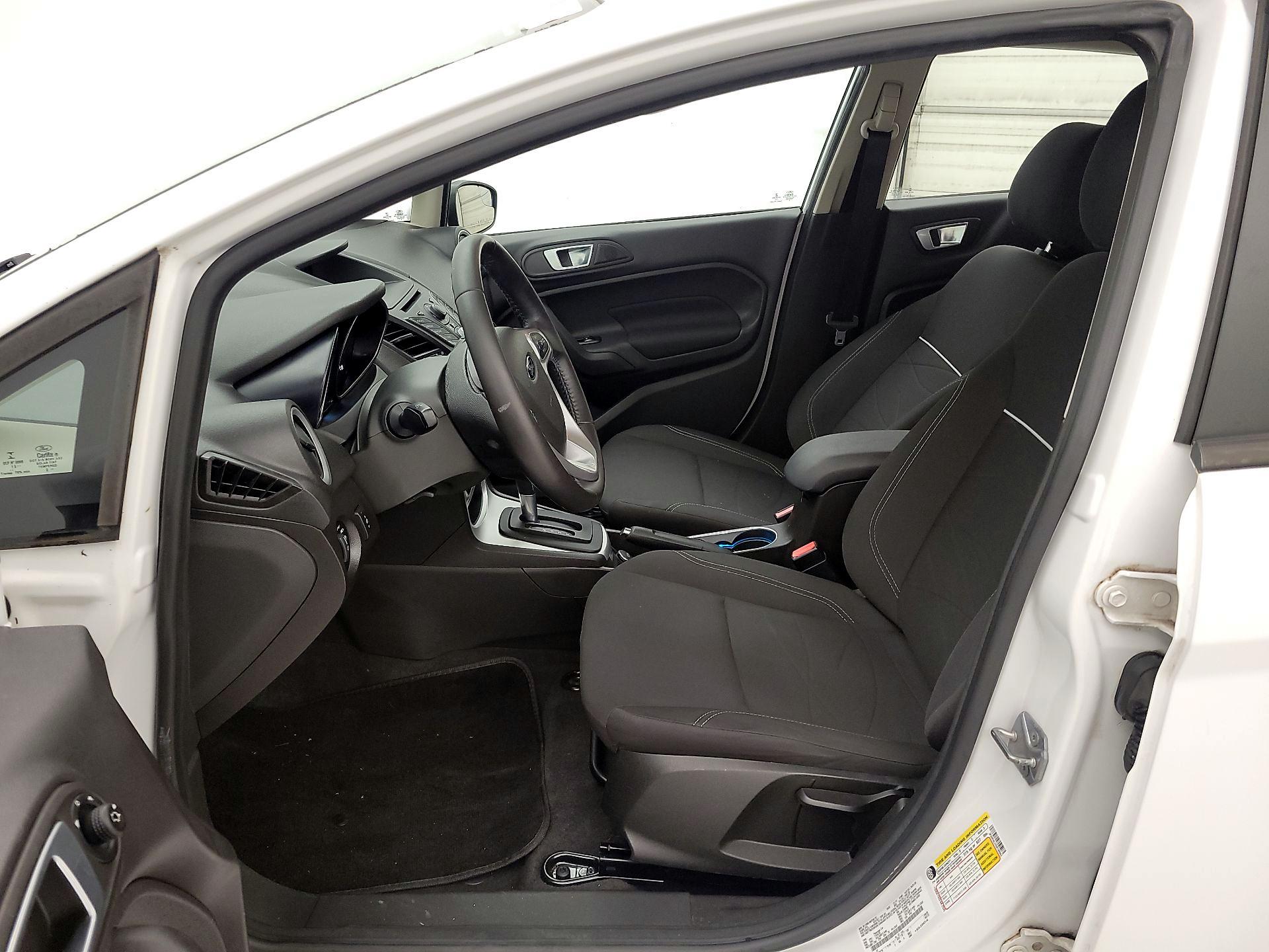 Thumbnail: 2014 Ford Fiesta - 11