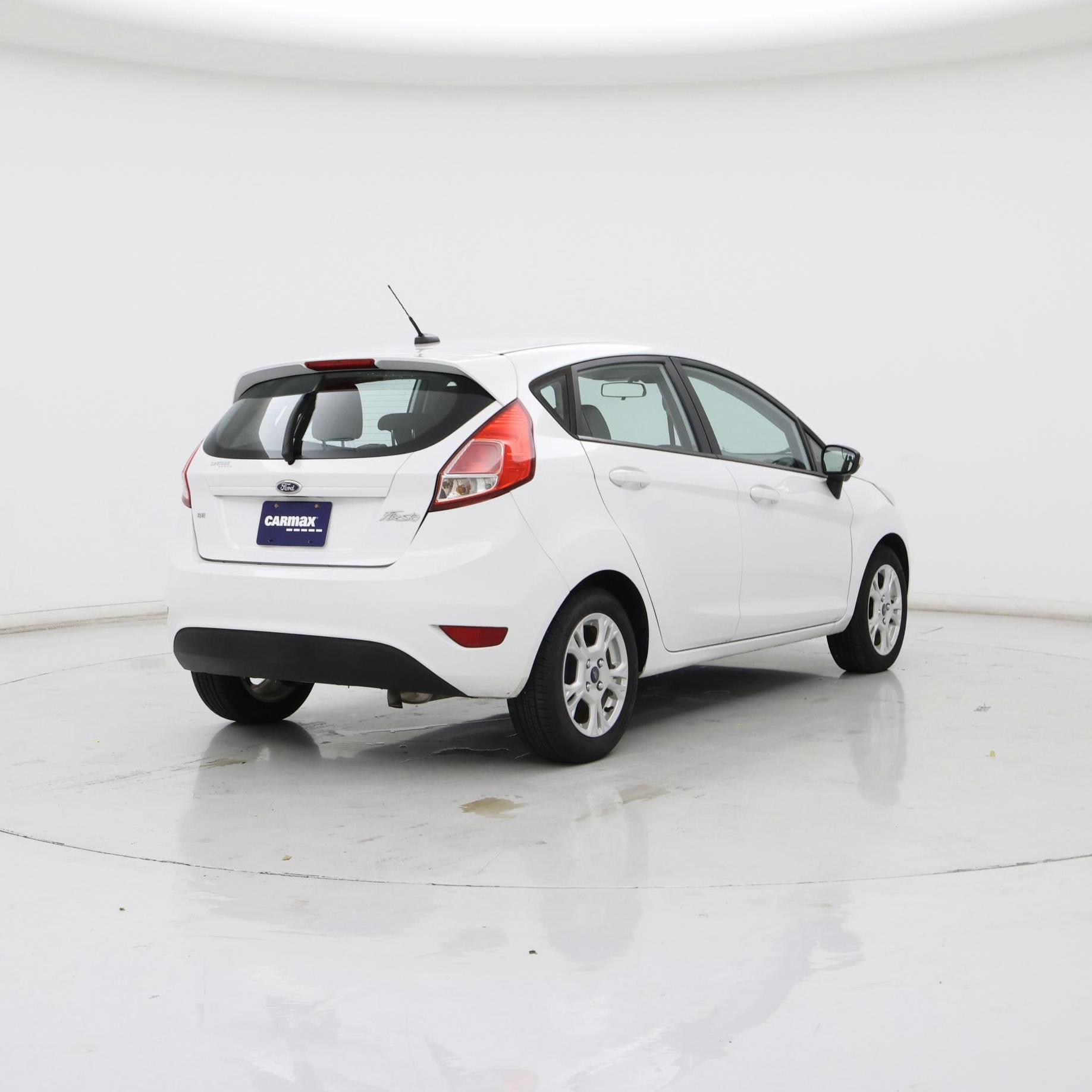 Thumbnail: 2014 Ford Fiesta - 8
