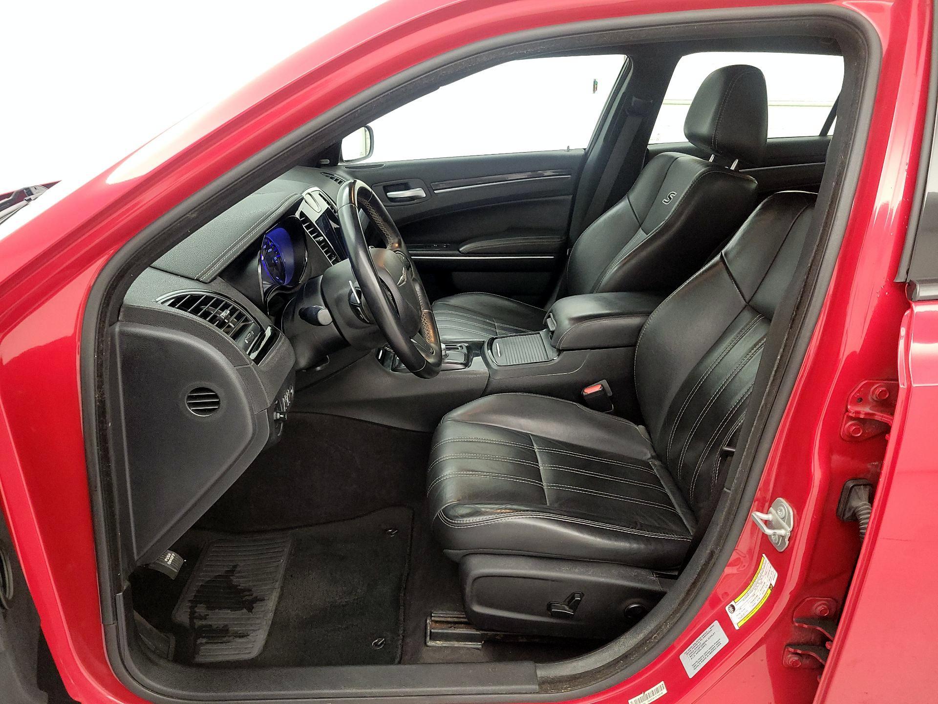 Thumbnail: 2018 Chrysler 300 - 11